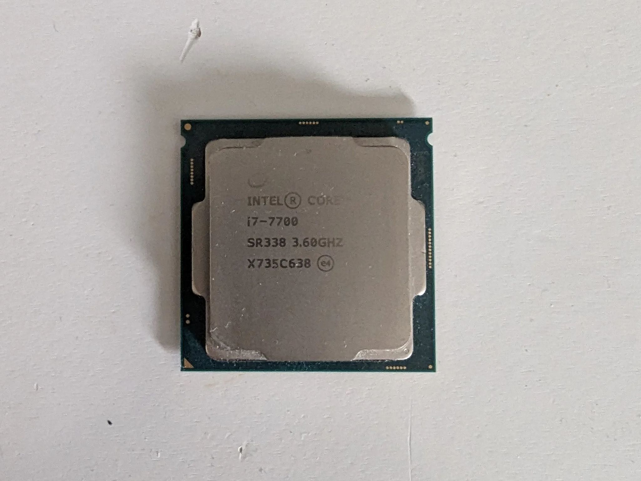 Intel Core Processor i7-7700 (4c 8t)