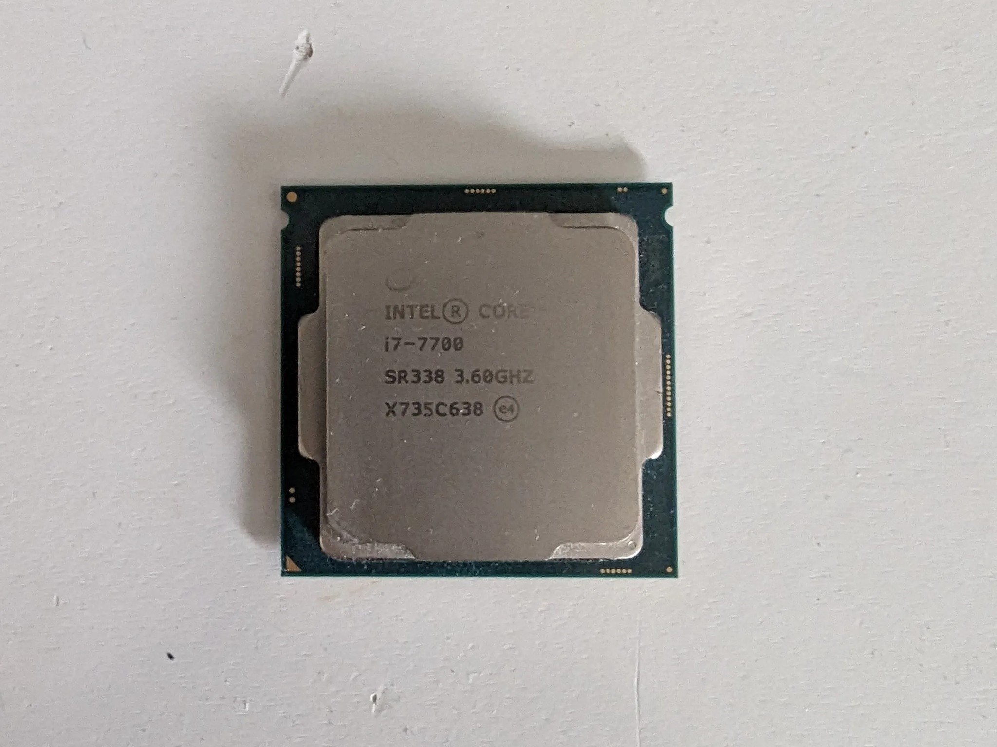 Intel Core Processor i7-7700 (4c 8t)
