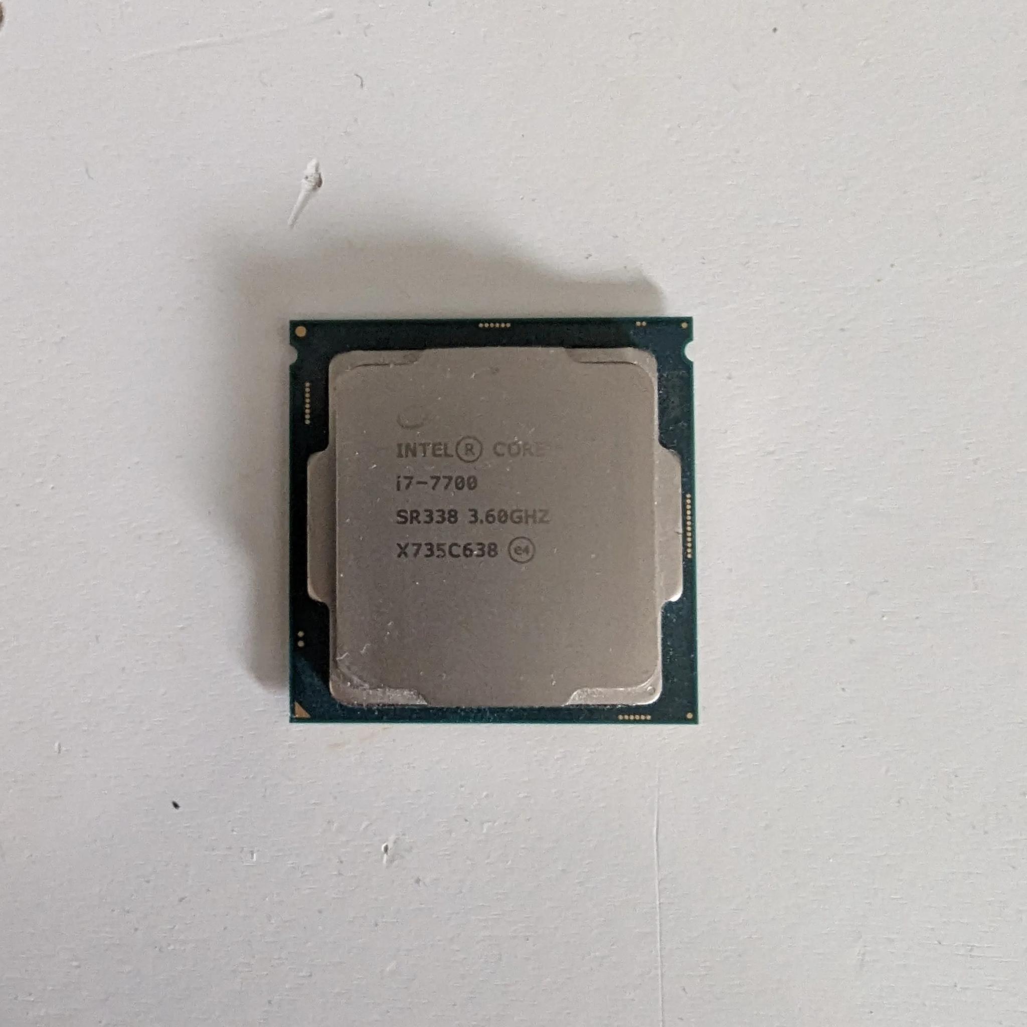 Intel Core Processor i7-7700 (4c 8t)