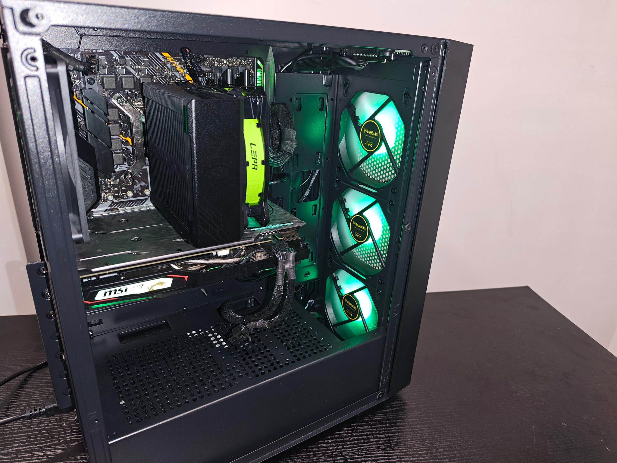 Budget Mid ranged 1080p/ 1440p gaming pc!