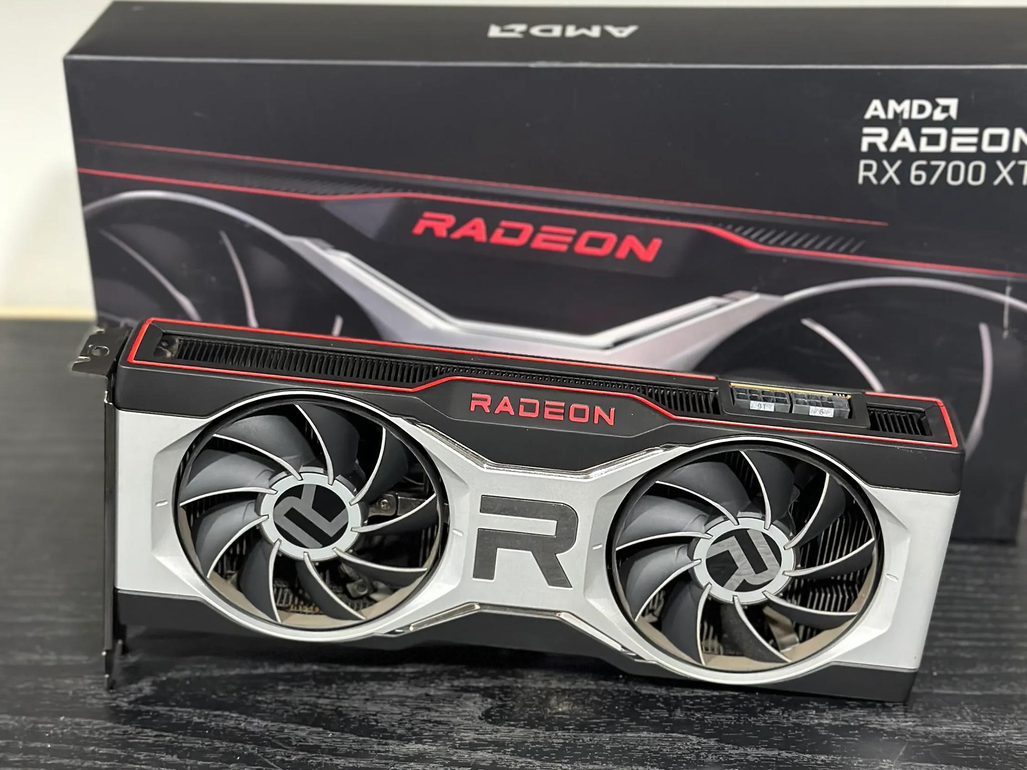 AMD Radeon RX 6700 xt -12 GB GDDR6 - pCie 4.0 Graphics Card