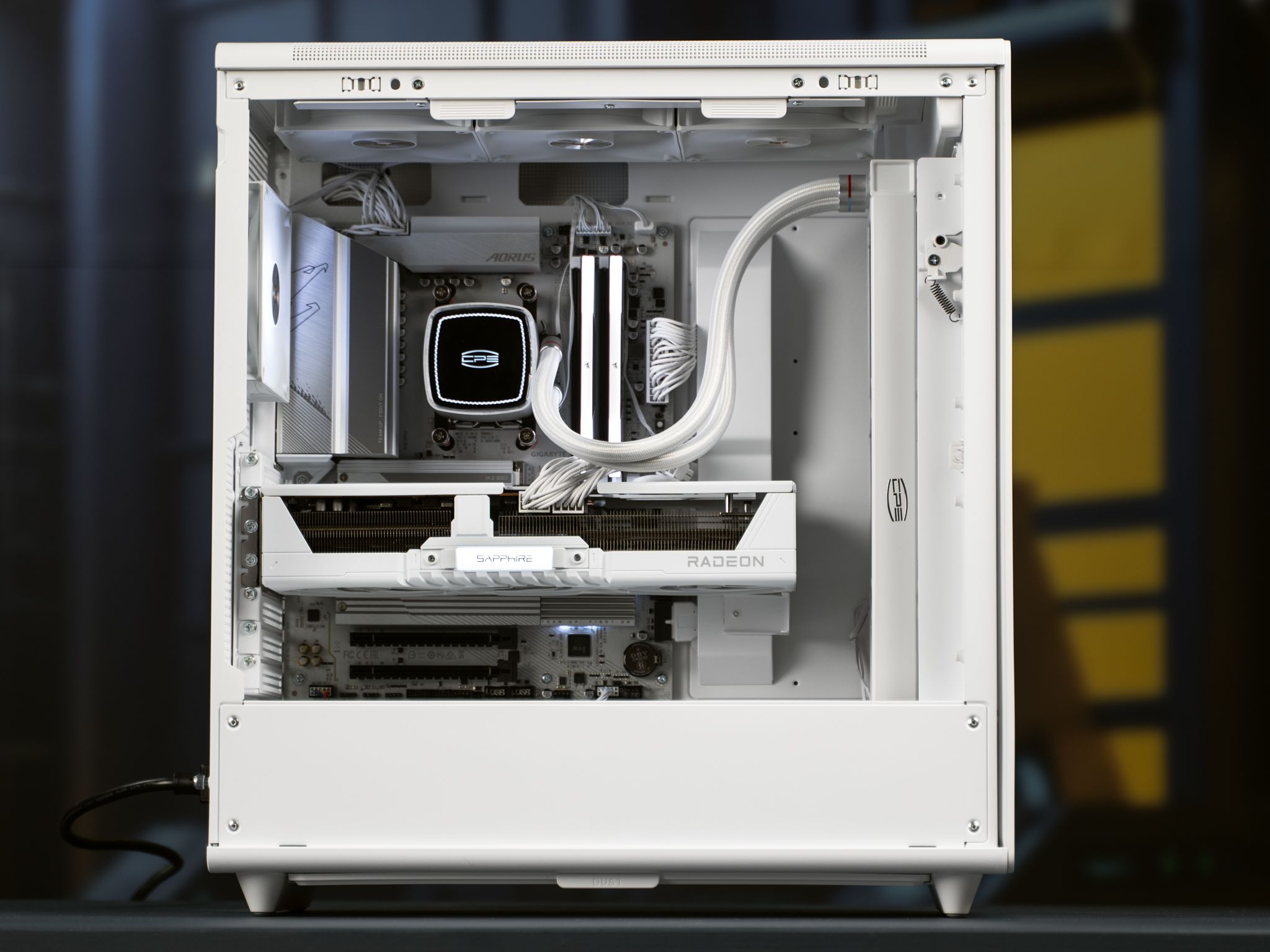 “Fractus.Astra ” RX 9070 Ryzen 7 9700X 32GB Windows 11 2TB Gaming PC Powerhouse