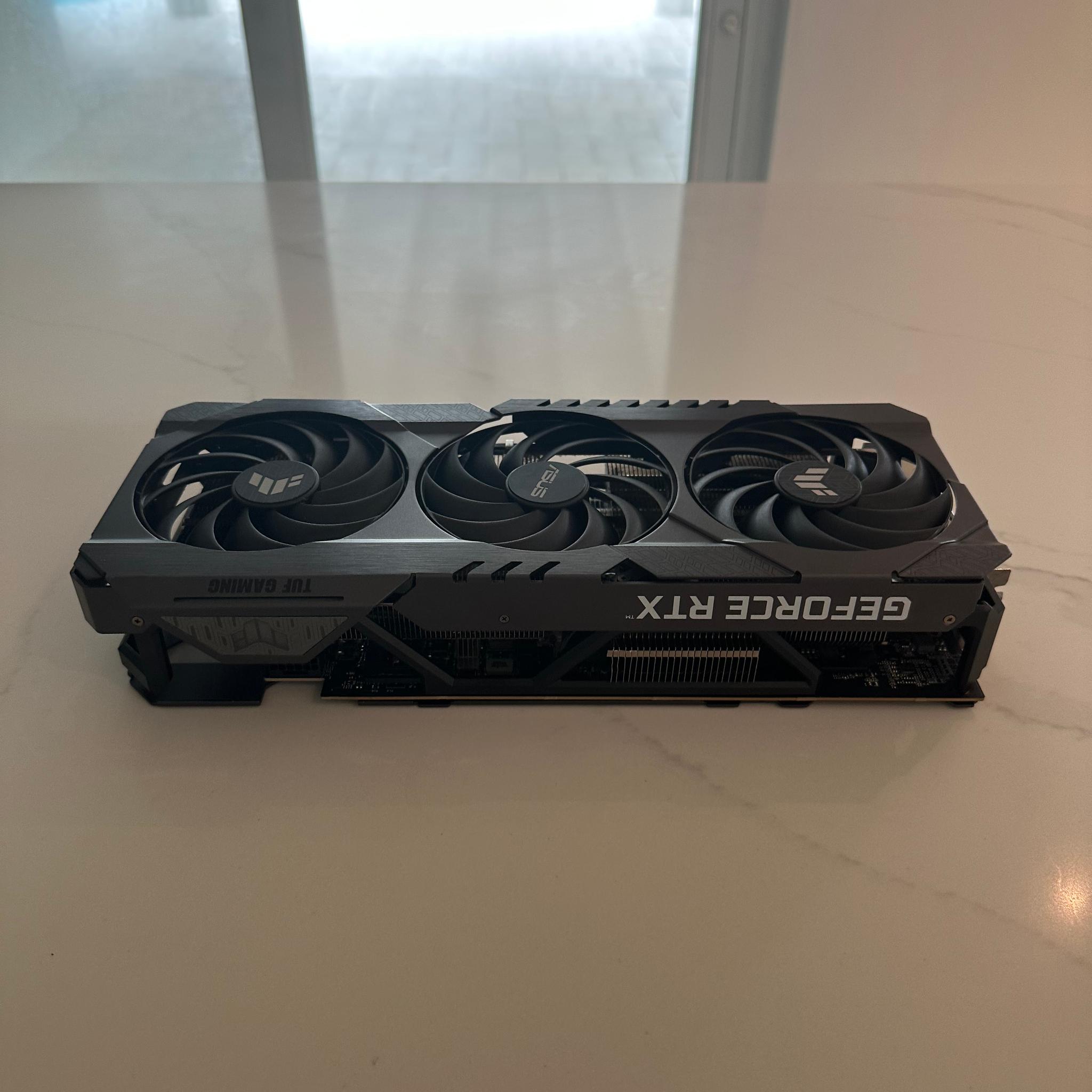 ASUS TUF Gaming GeForce RTX 4090 OC Edition 24GB GDDR6X Graphics Card