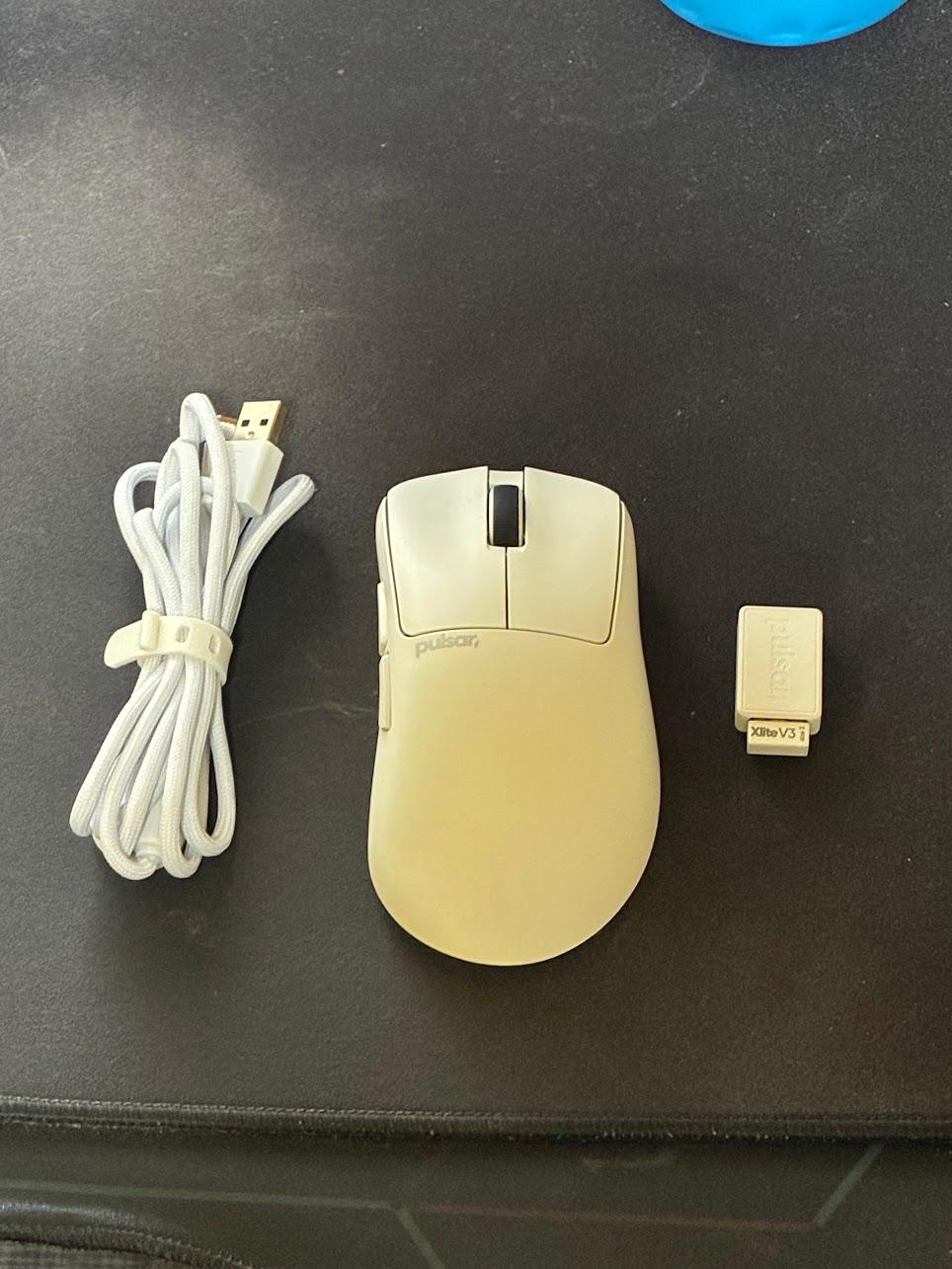 Pulsar Gaming Gears Xlite V3 Wireless Gaming Mouse, Large, White
