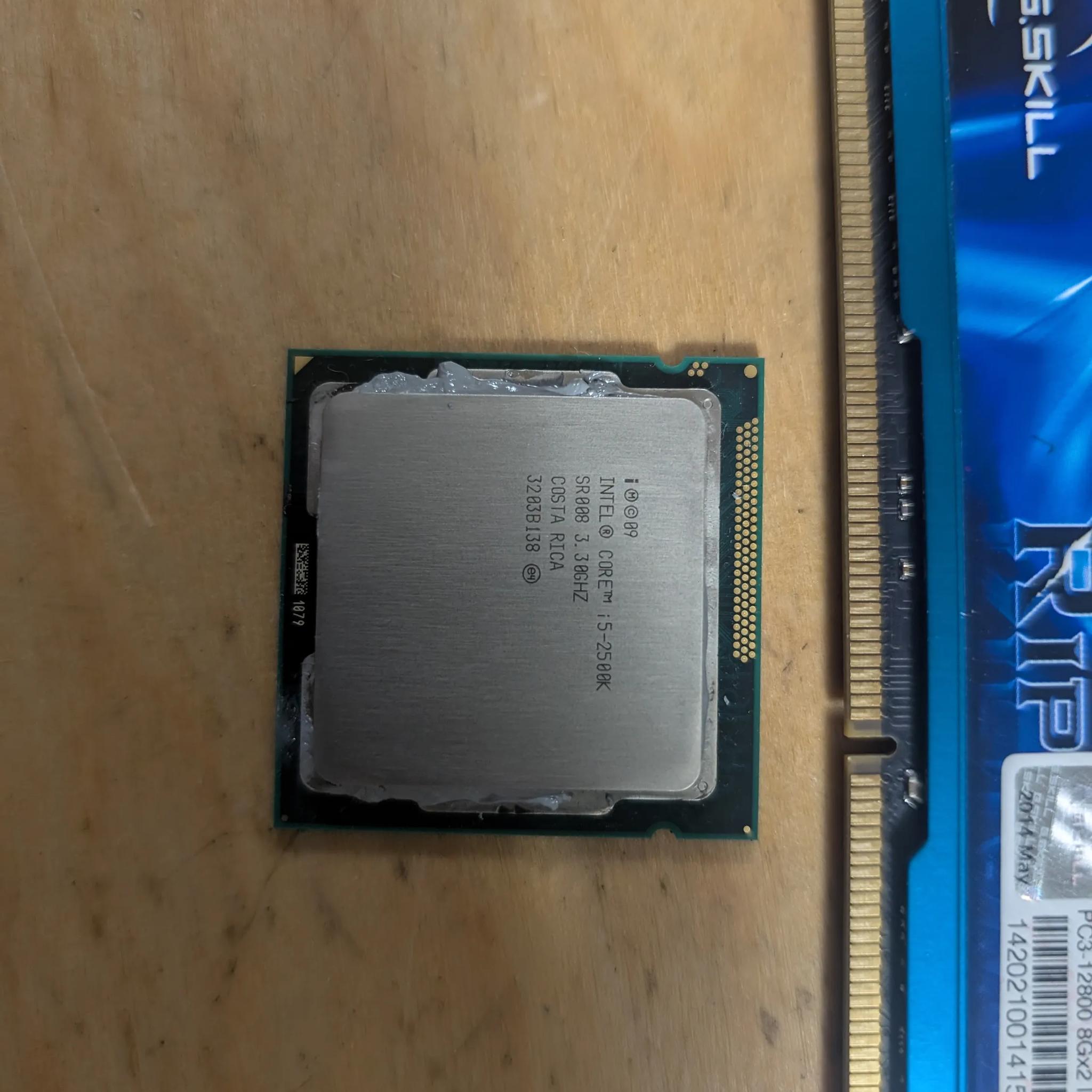 Intel core i5 2500k + 8gb ddr3
