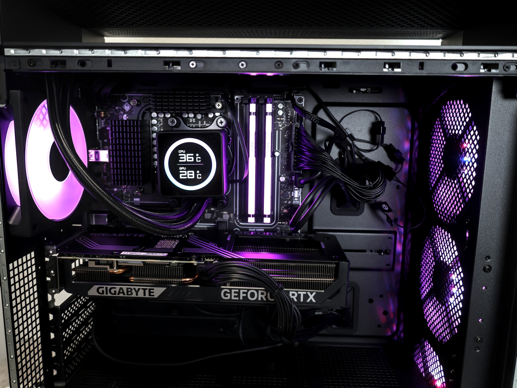 Omen 45L 9800X3D Prebuilt + 5070