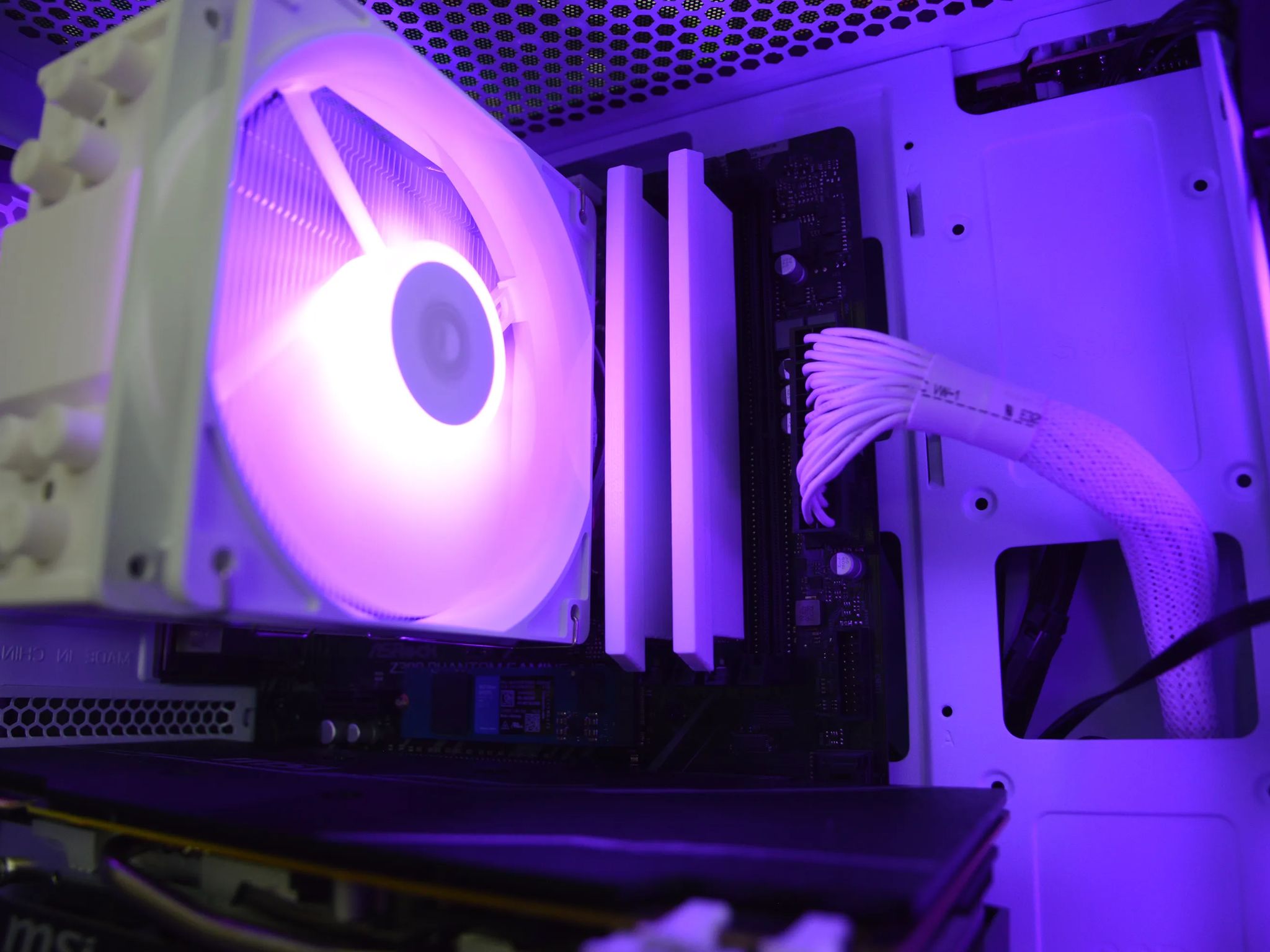 🔮☁️| RTX 2070 SUPER 8GB | INTEL i7-9700K | 16GB DDR4 RAM | 1TB NVME SSD | Plasma Cloud |