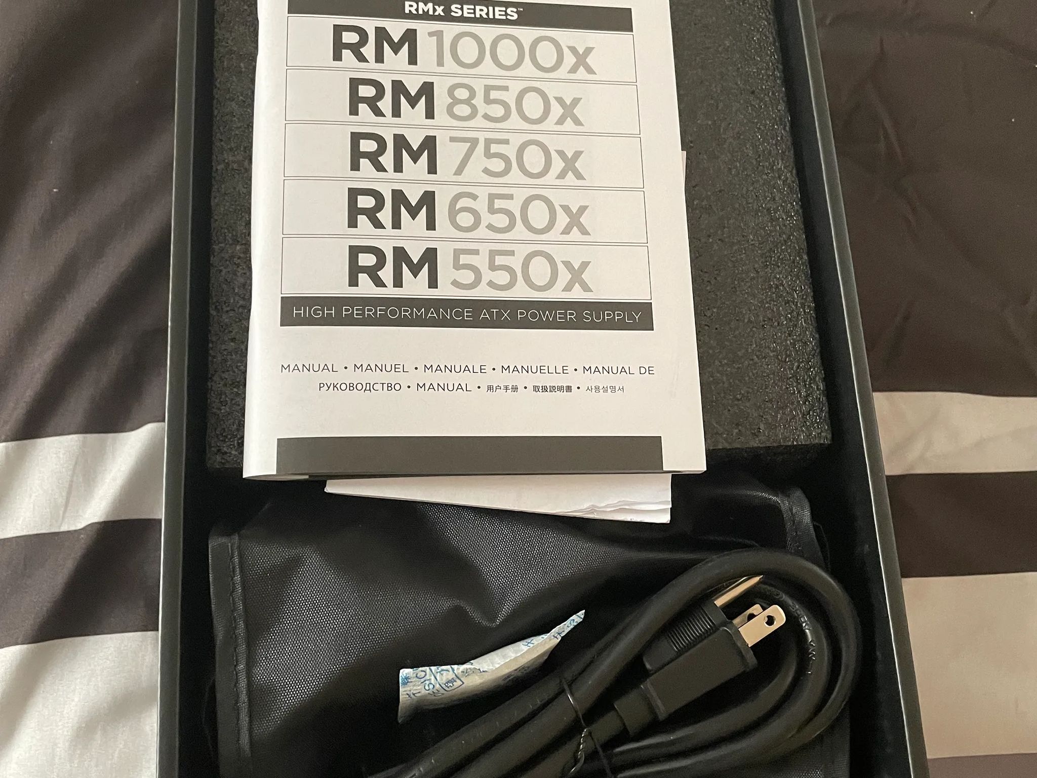 Corsair RMX Series, RM850x, 850 Watt, 80+ Gold Certified, Fully Modular