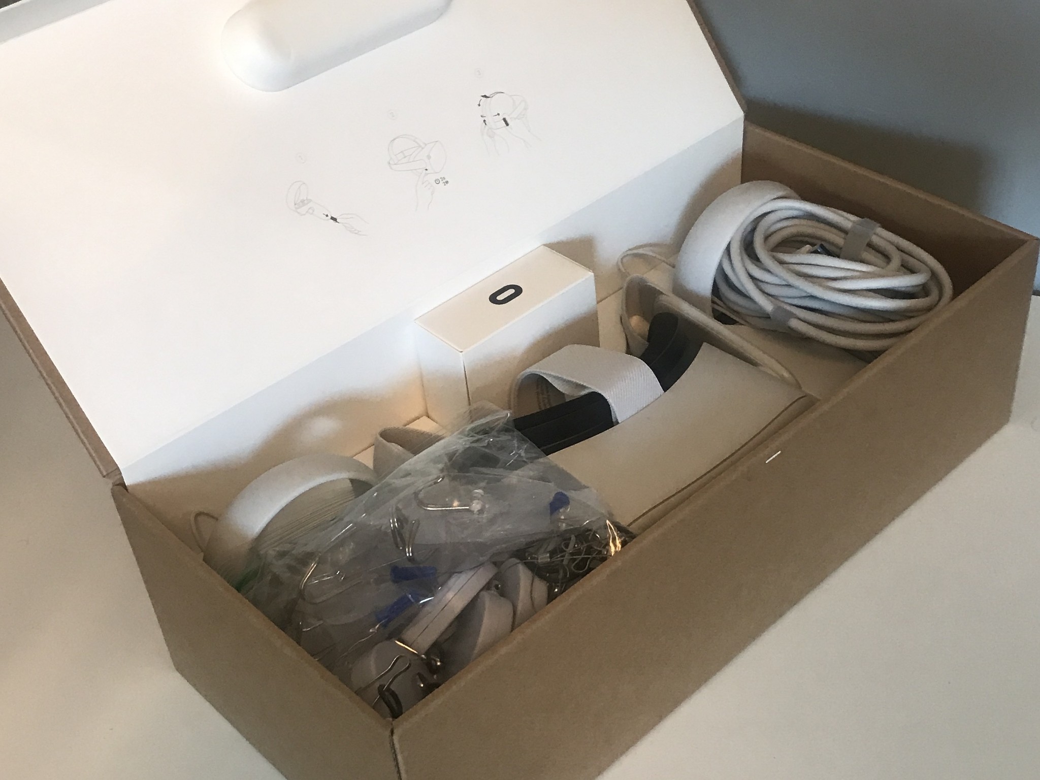 Oculus Quest 2 64GB VR +16ft Link Cable w/ mounting gear for a LIKE wireless experience in steamVR
