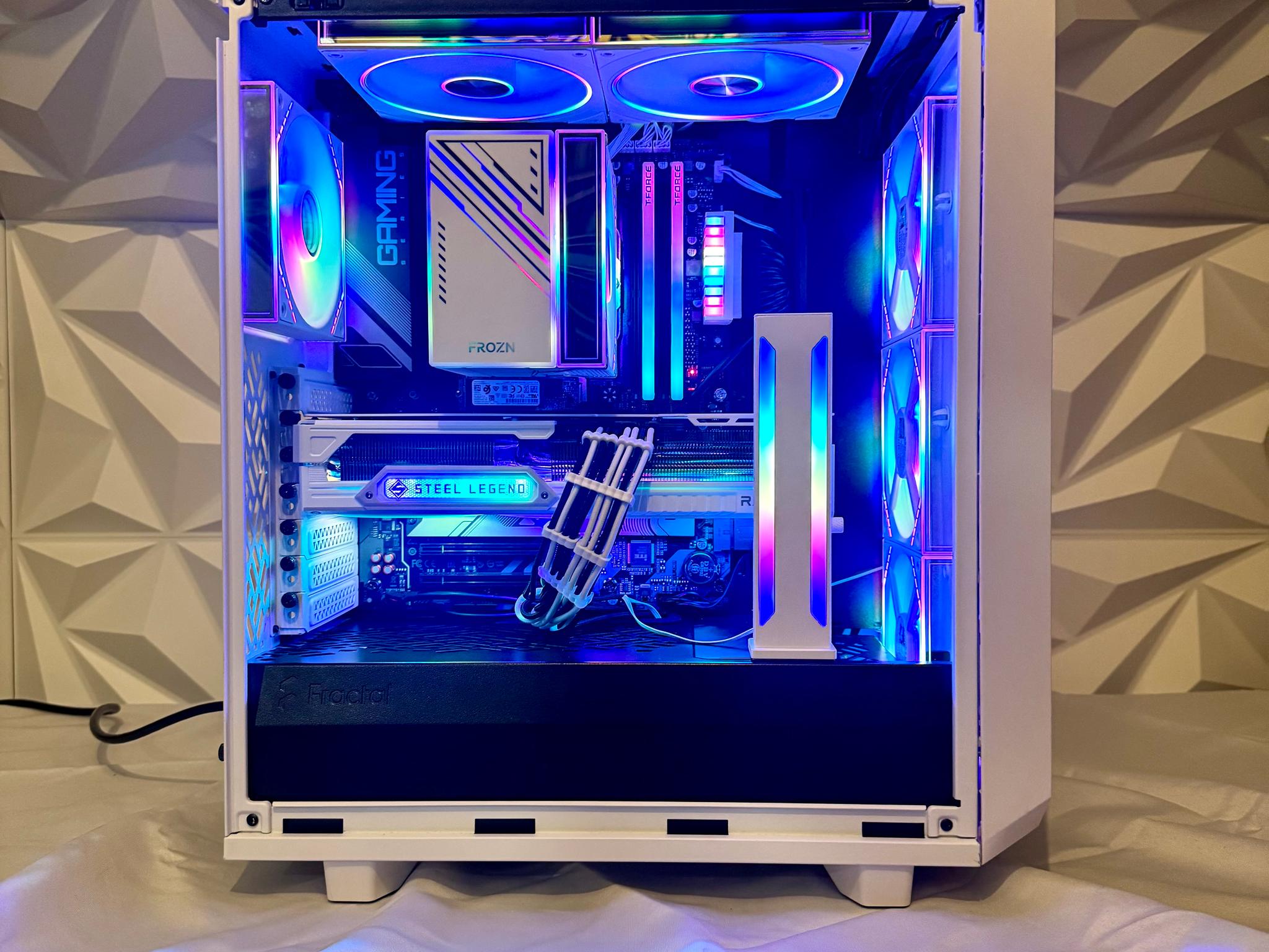 📜🐰|High-end Gaming Pc| Ryzen 7 9700X, 9070xt, 32gb, 1tb, Wifi