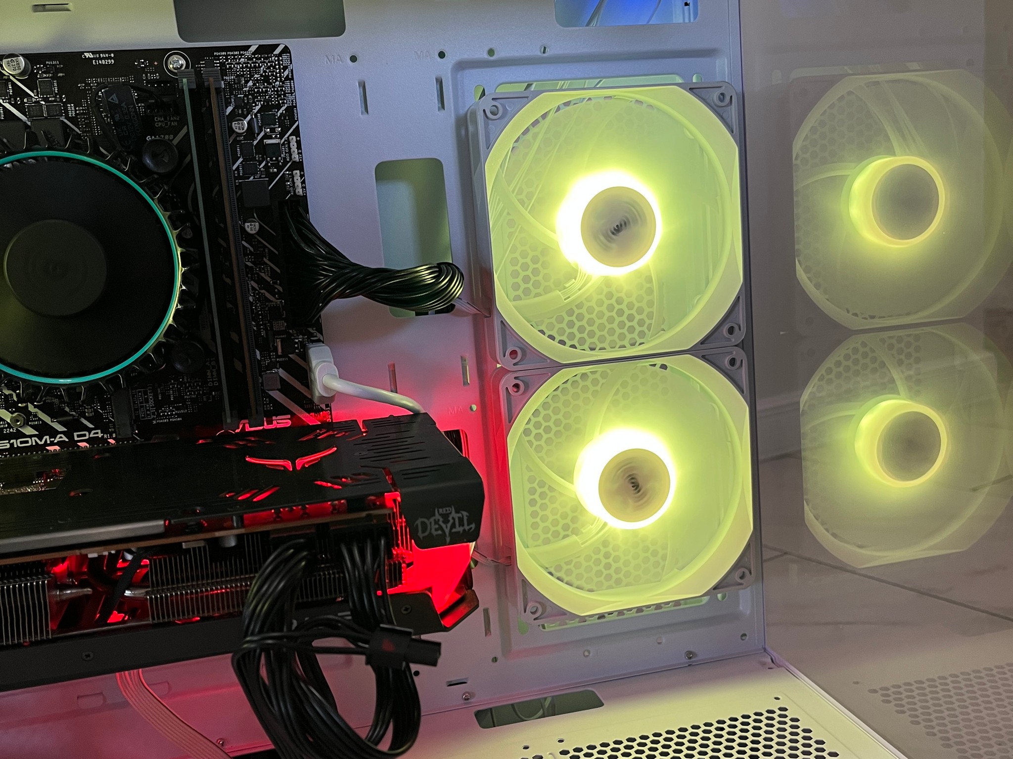 AMD RX 6600 XT, Intel Core i3-12100, 16GB RAM, 512GB SSD, High FPS Gaming PC w/ Wi-Fi & BT