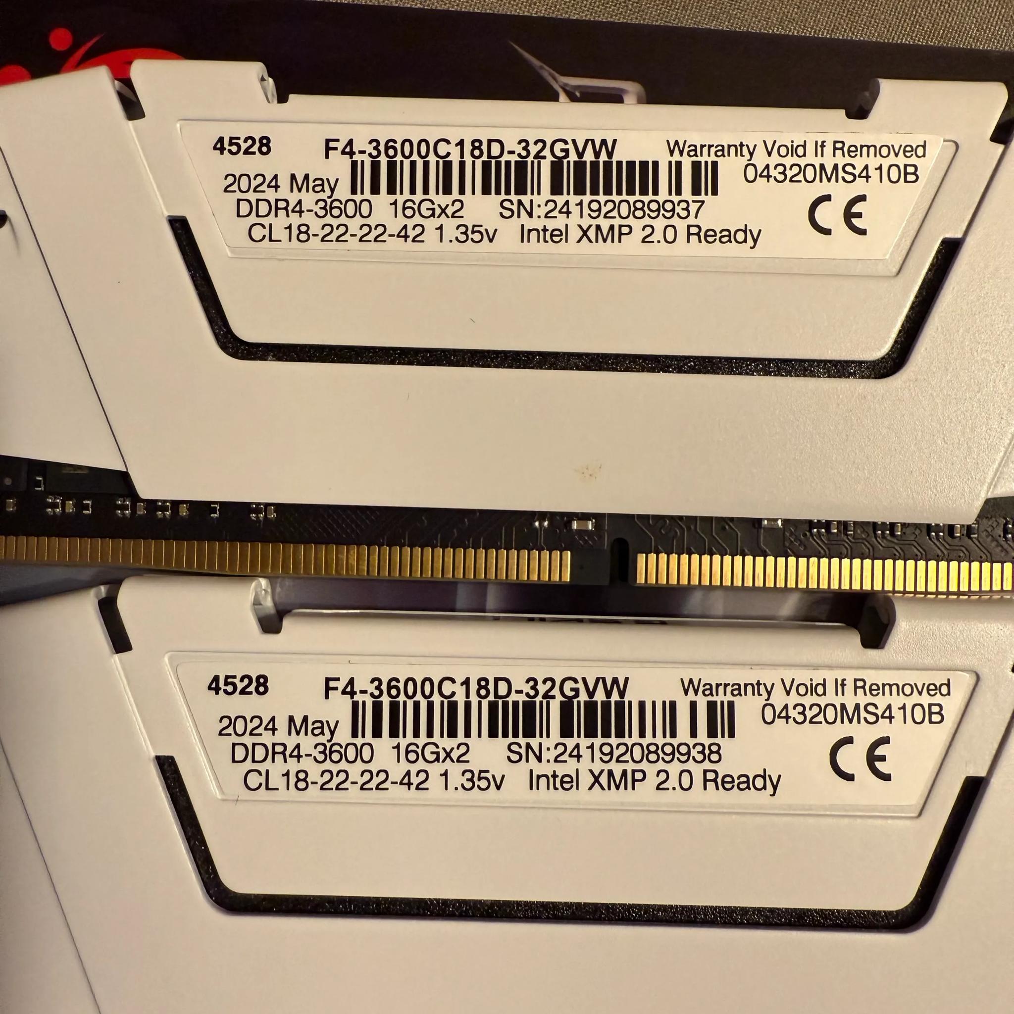 G.SKILL Ripjaws V Series DDR4 RAM 32GB (2x16GB) 3600MT/s CL18-22-22-42 1.35V - White