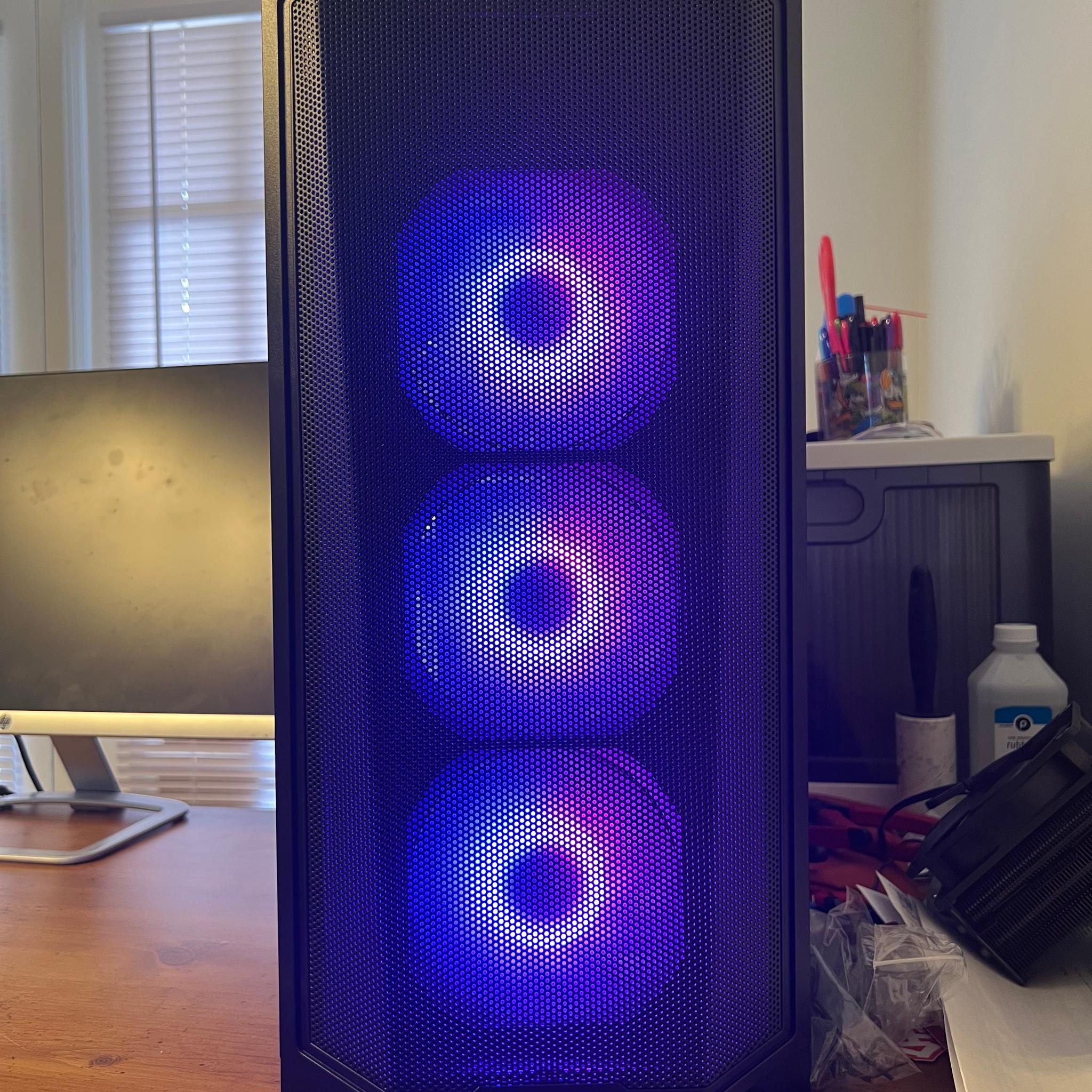 Starter Gaming PC Ryzen 5 3600 / RX 6600