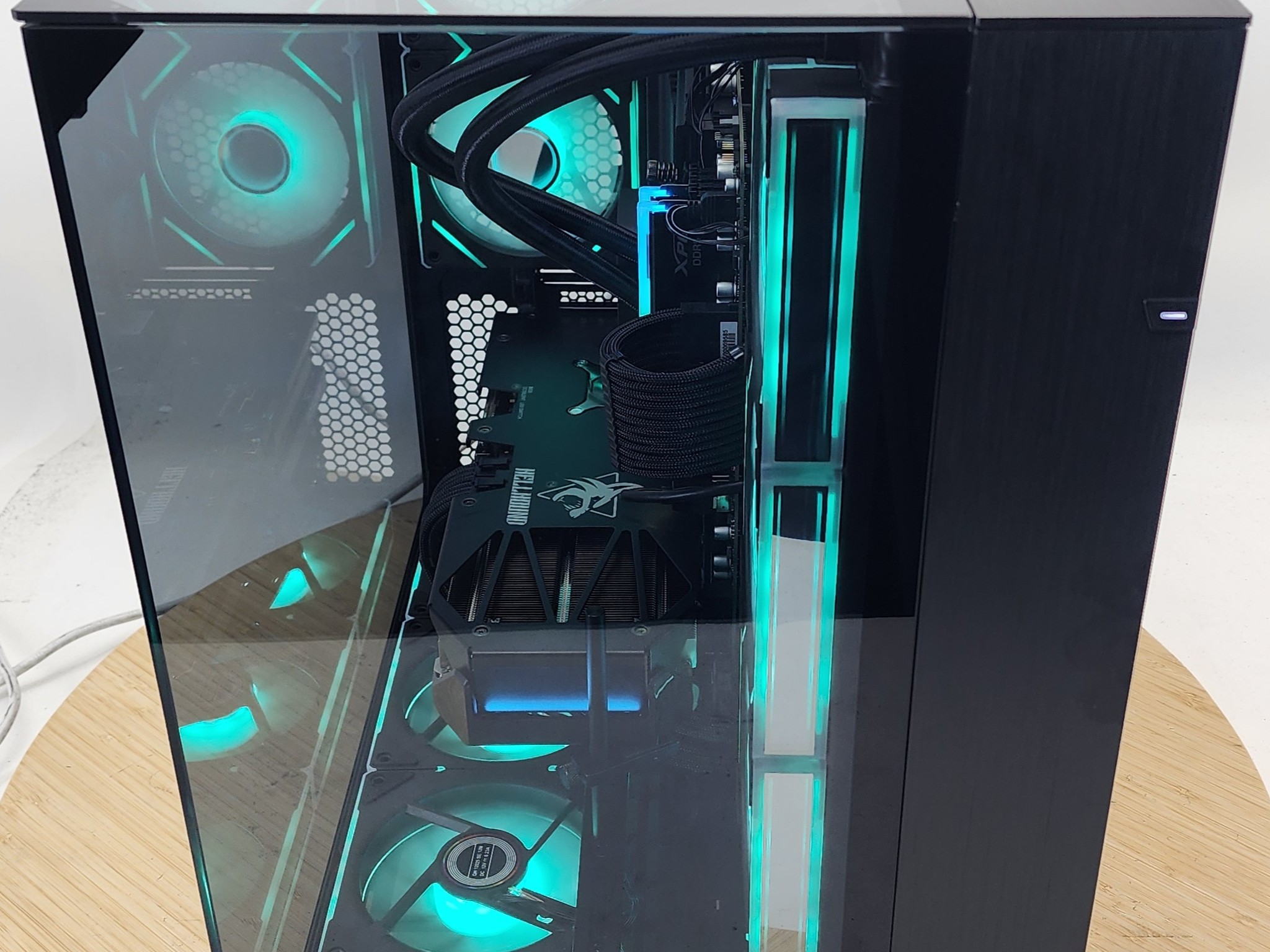 Gaming PC Ryzen 7 9700X 32GB RAM 2TB SSD RX 9070 XT 16GB Windows 11 Computer