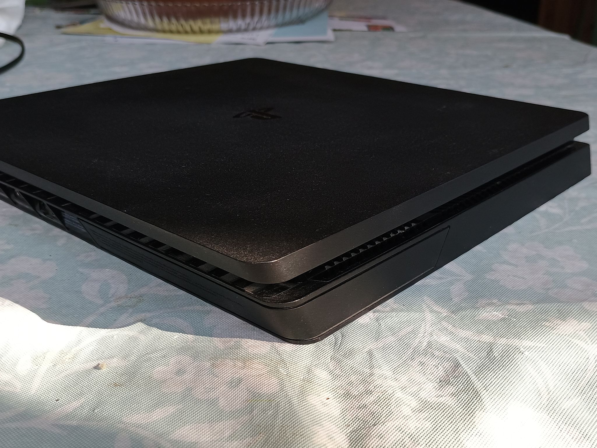 PS4 Slim 1 tb