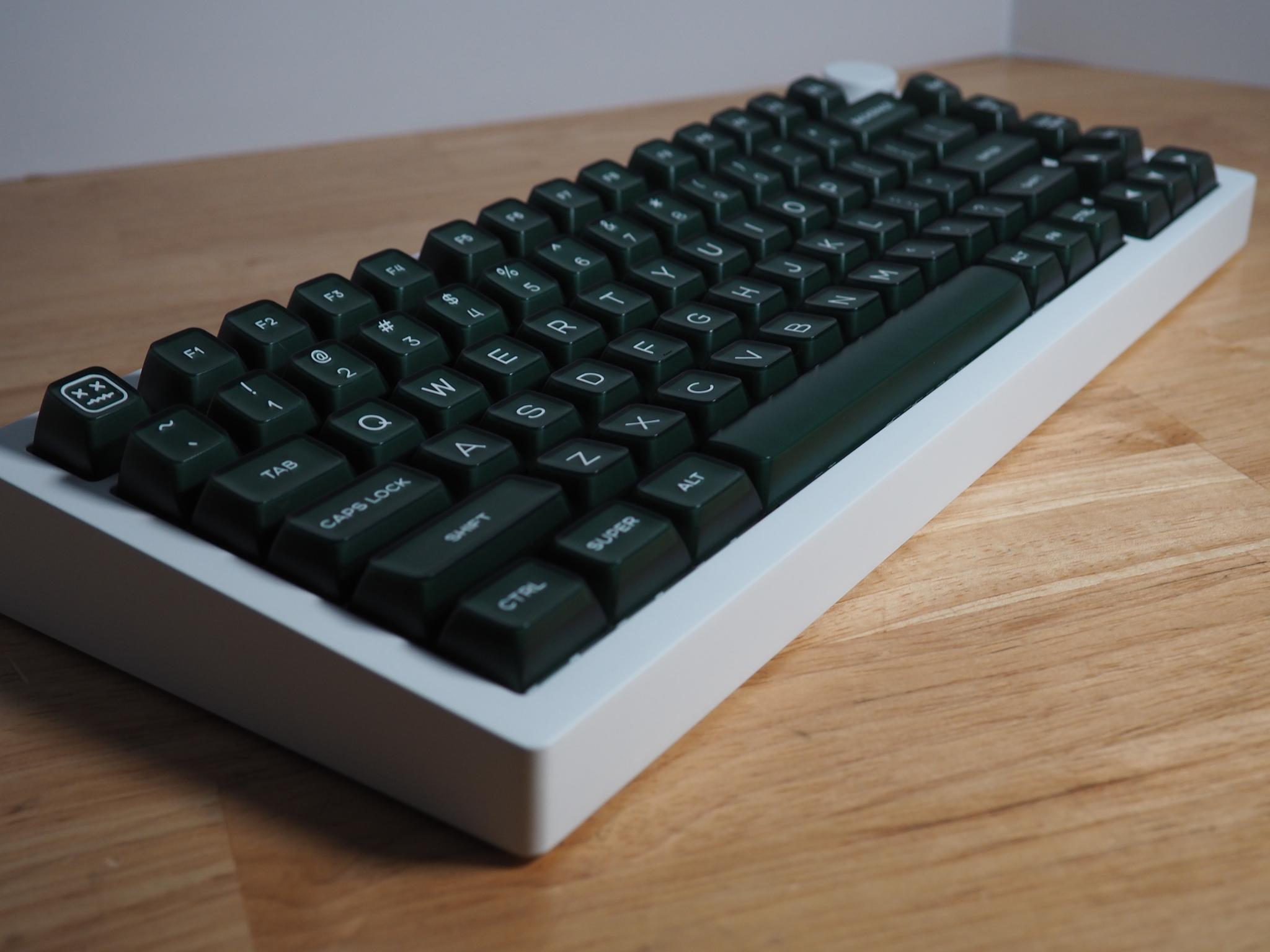 Custom built Creamy-thock 75% Keyboard