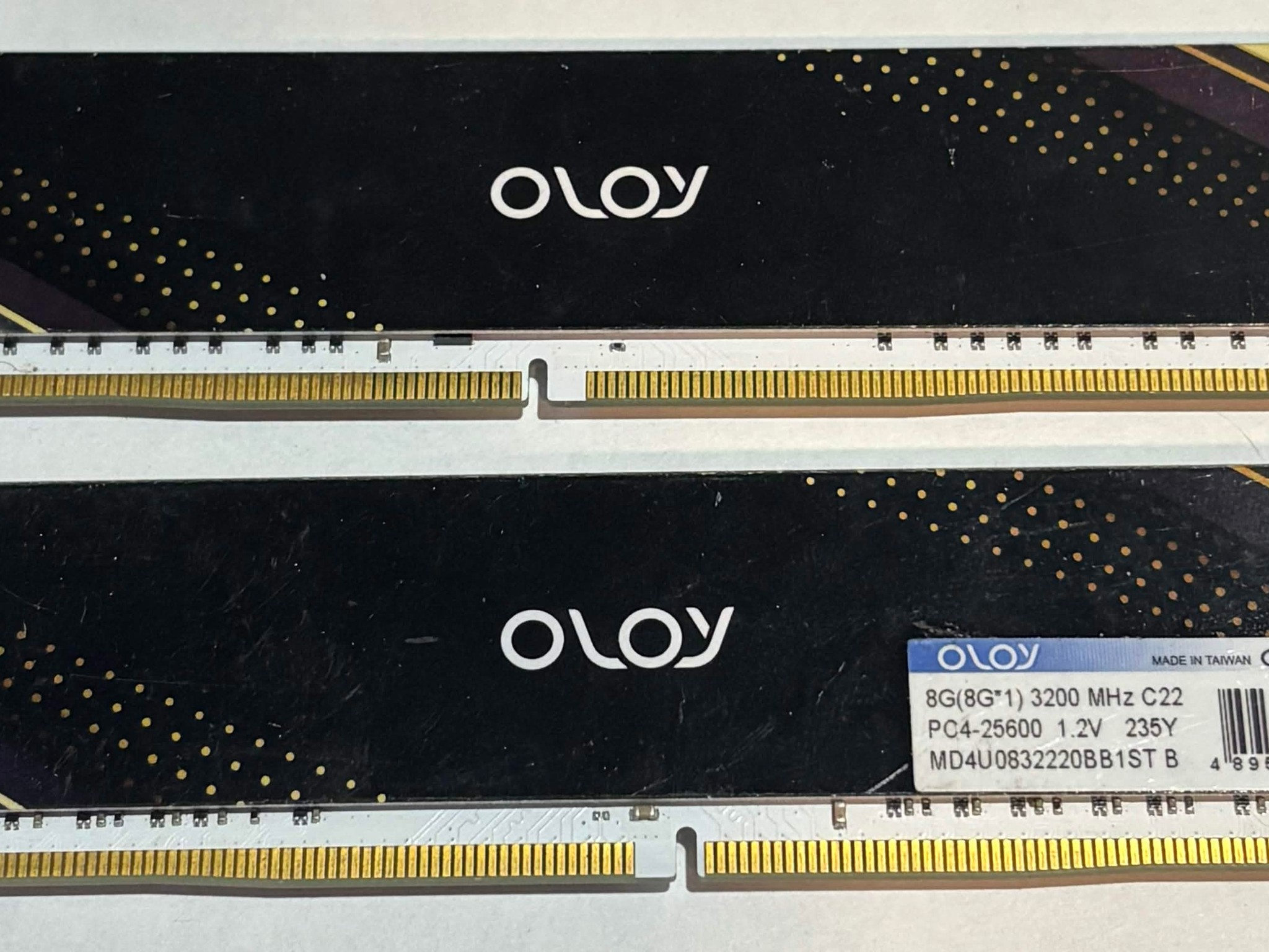OLOy 16GB (2x8GB) DDR4 3200MHz Desktop Memory Kit | White Heatsinks | Tested Working  Condition