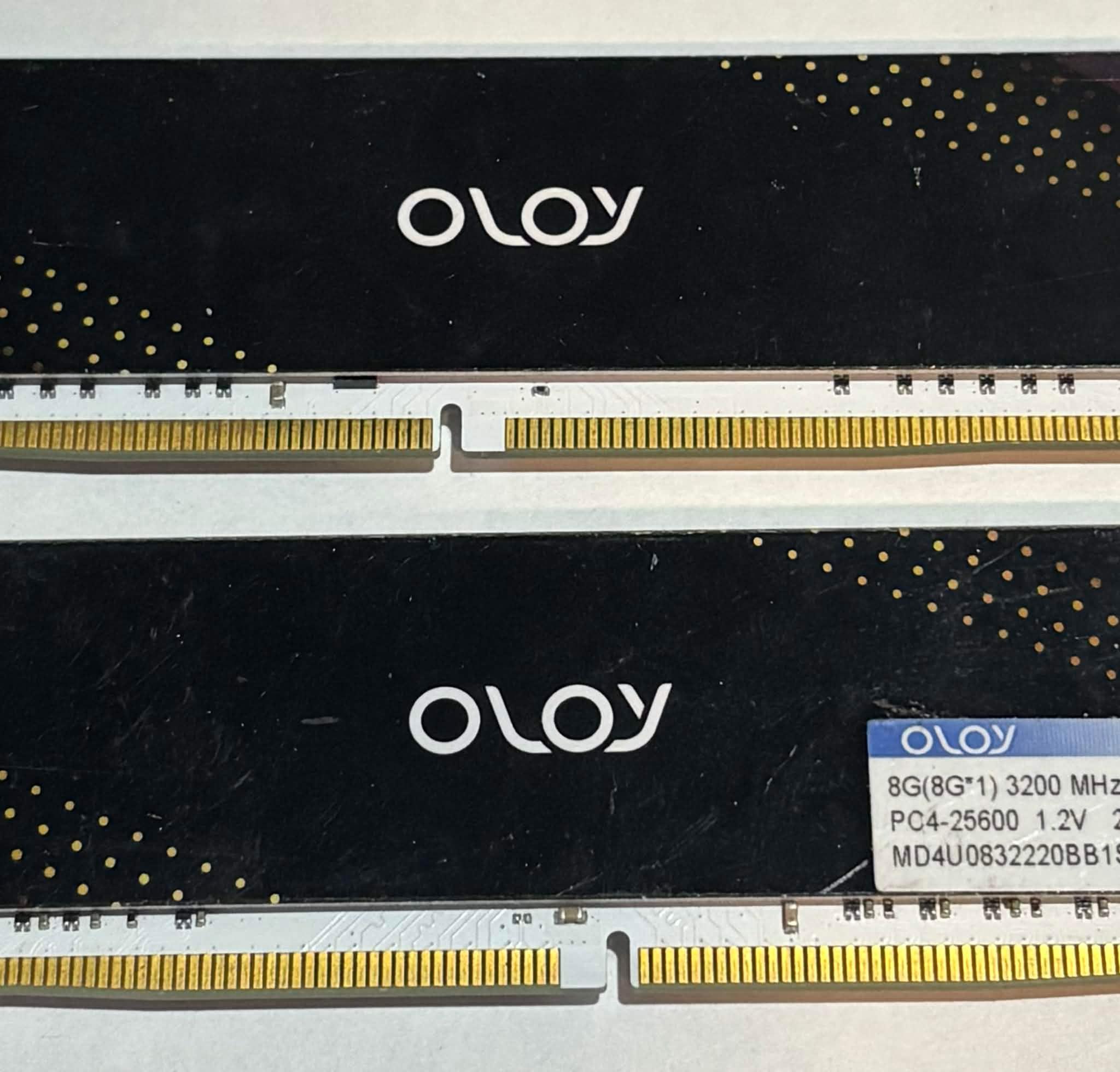 OLOy 16GB (2x8GB) DDR4 3200MHz Desktop Memory Kit | White Heatsinks | Tested Working  Condition