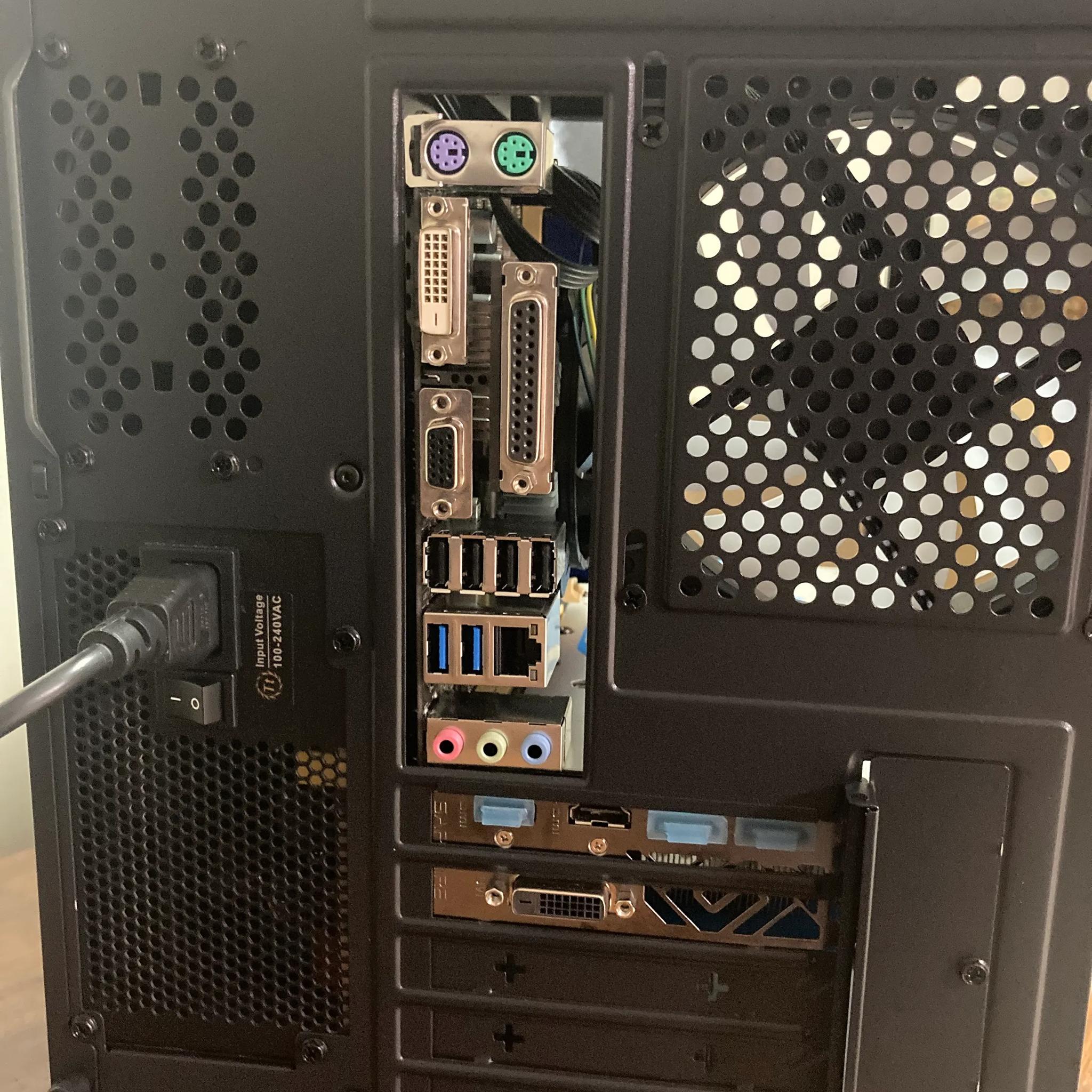 Gaming PC / RX 590 8gb /  i7 / 16gb RAM
