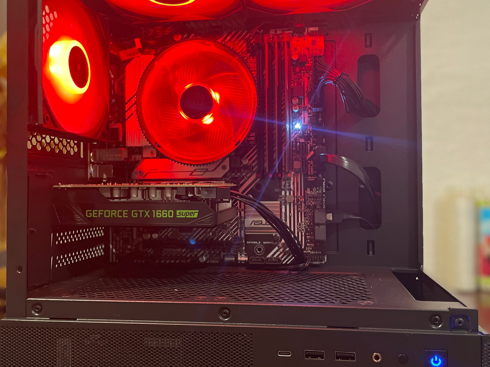 Gaming PC | GEFORCE 1660 SUPER | INTEL I5-10400| 24GB RAM | WINDOWS 11 | WIFI & BT