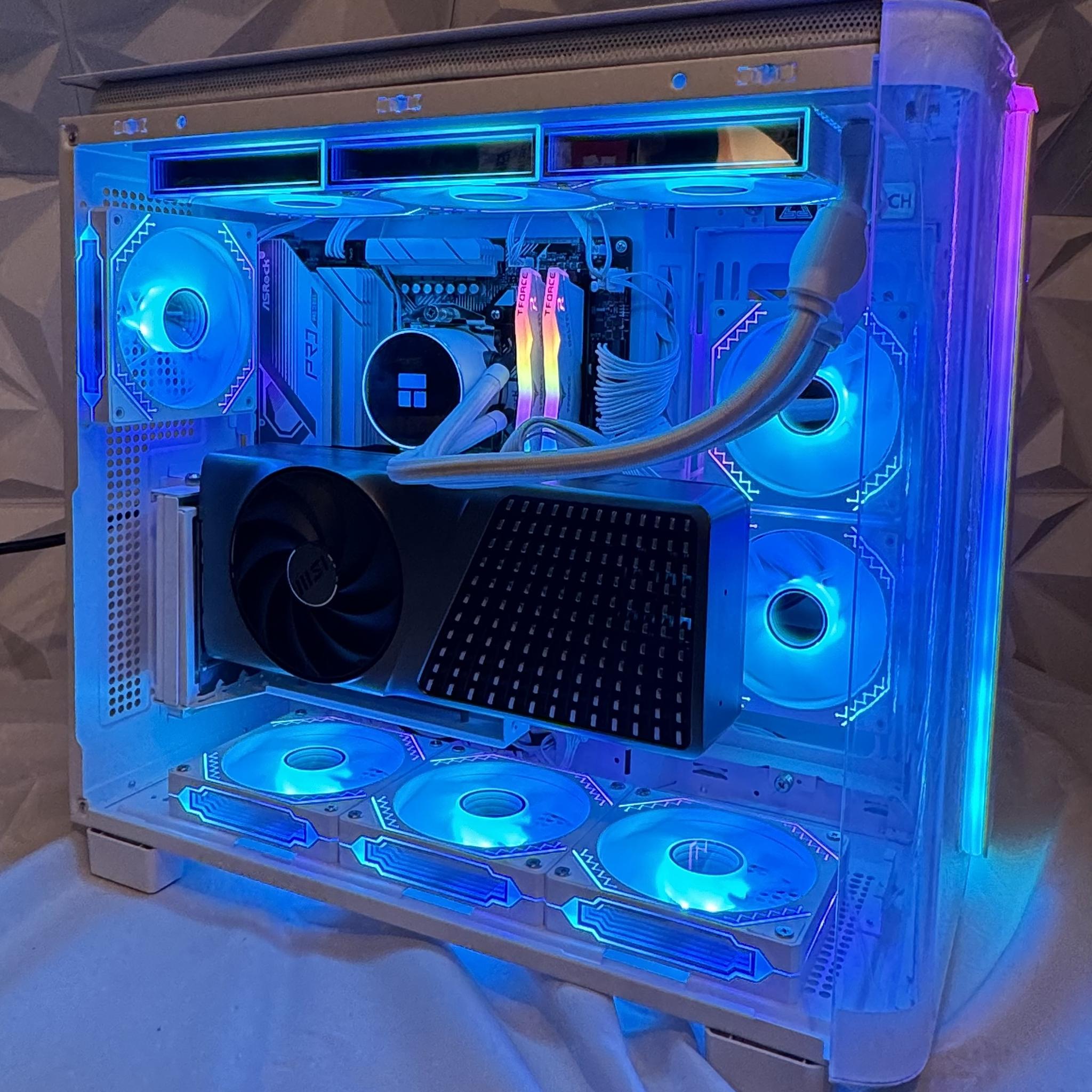 "Golden Bunny" Ryzen 7 7800x3d, 4080 super, 64gb ddr5, 2tb nvme showpiece pc