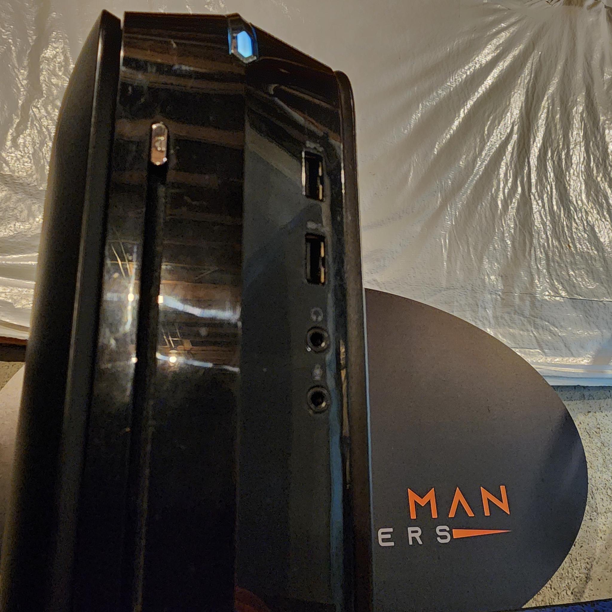 Nvidia GTX 970 / Intel Core i7-4790 / 8GB DDR3 RAM / 240GB SSD - Alienware X51 R2