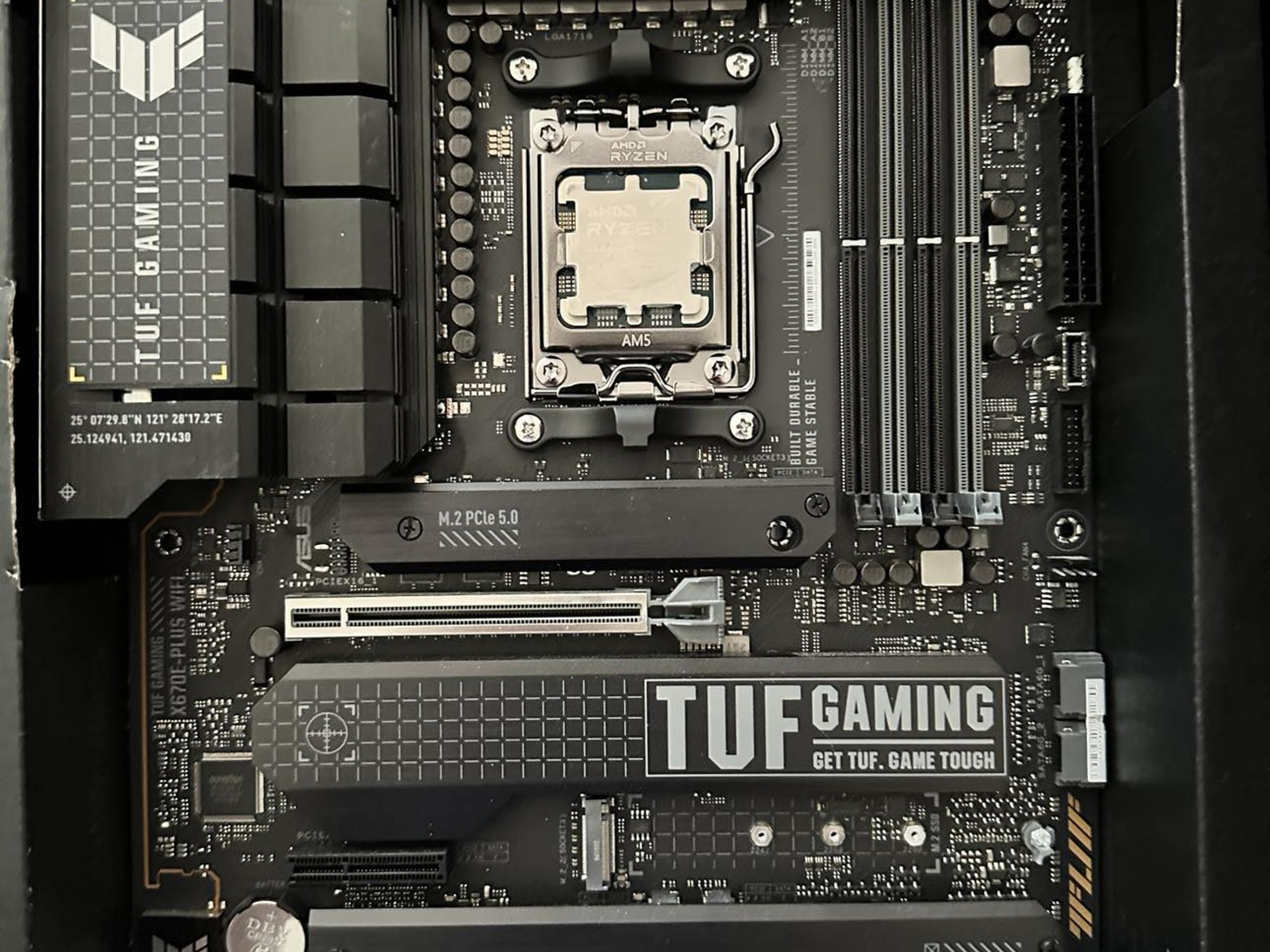 CPU/Motherboard Combo! AMD Ryzen 9 7900X3D with an ASUS TUF X670E Plus WIFI motherboard