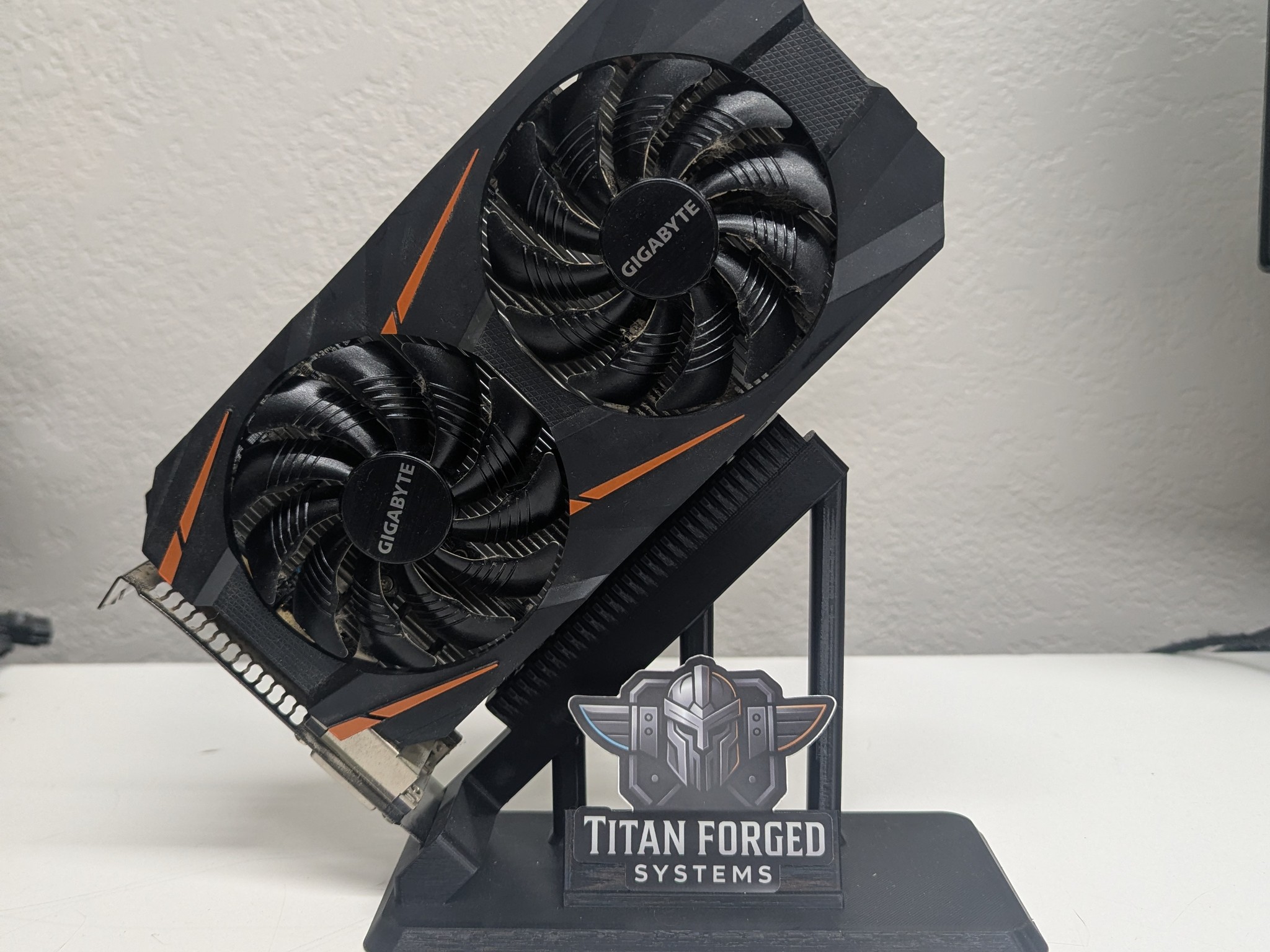 🌪️ Gigabyte GeForce GTX 1060 Windforce 6GB | Reliable Budget Gaming GPU