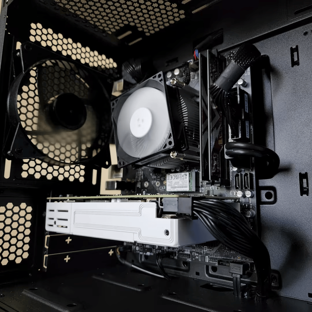 Intel Core i5 9400 // AMD Radeon RX5500 4GB // T-Force 2x8 16GB 3000MHz