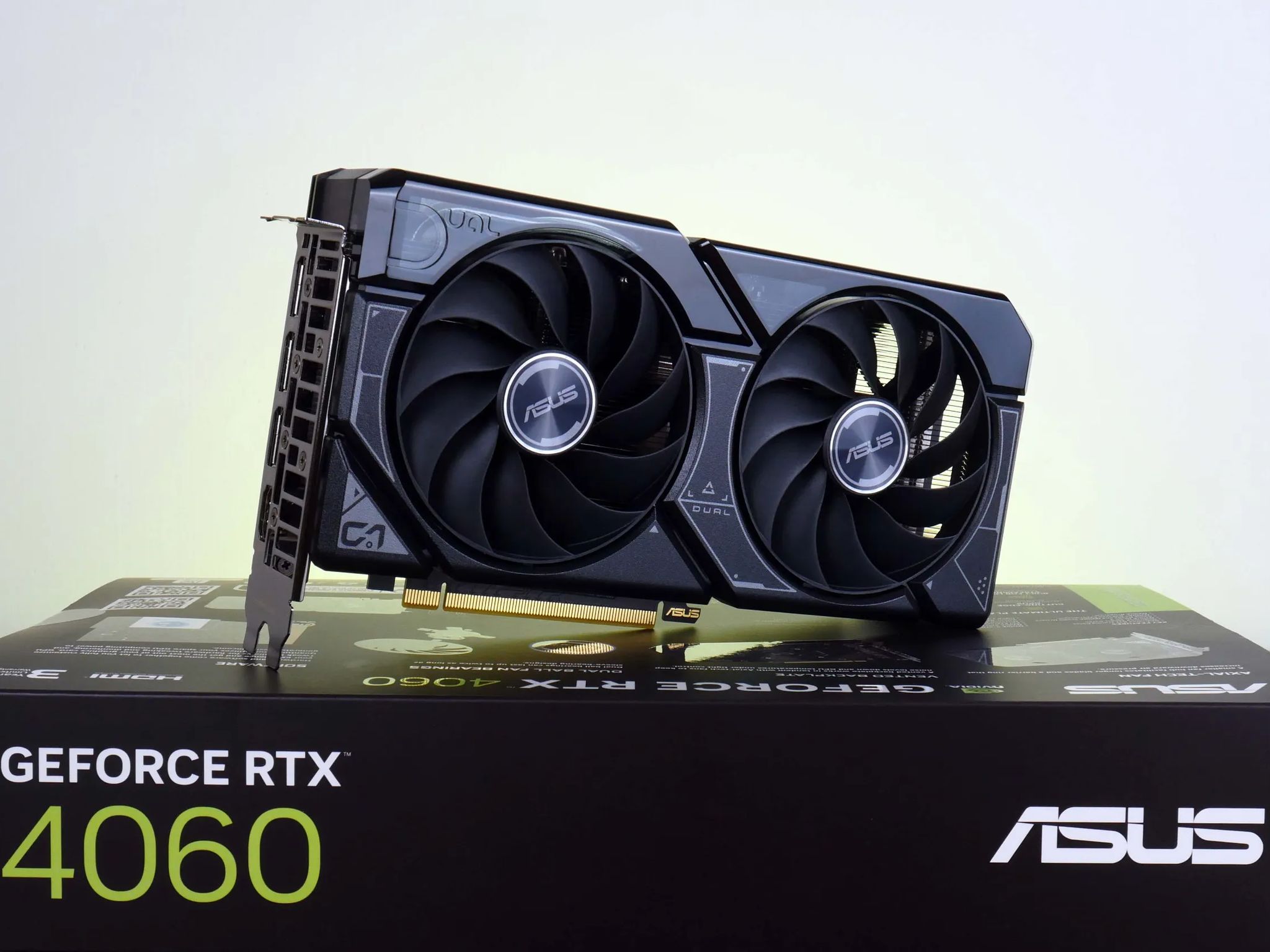 DLSS 4 Ready | ASUS RTX 4060