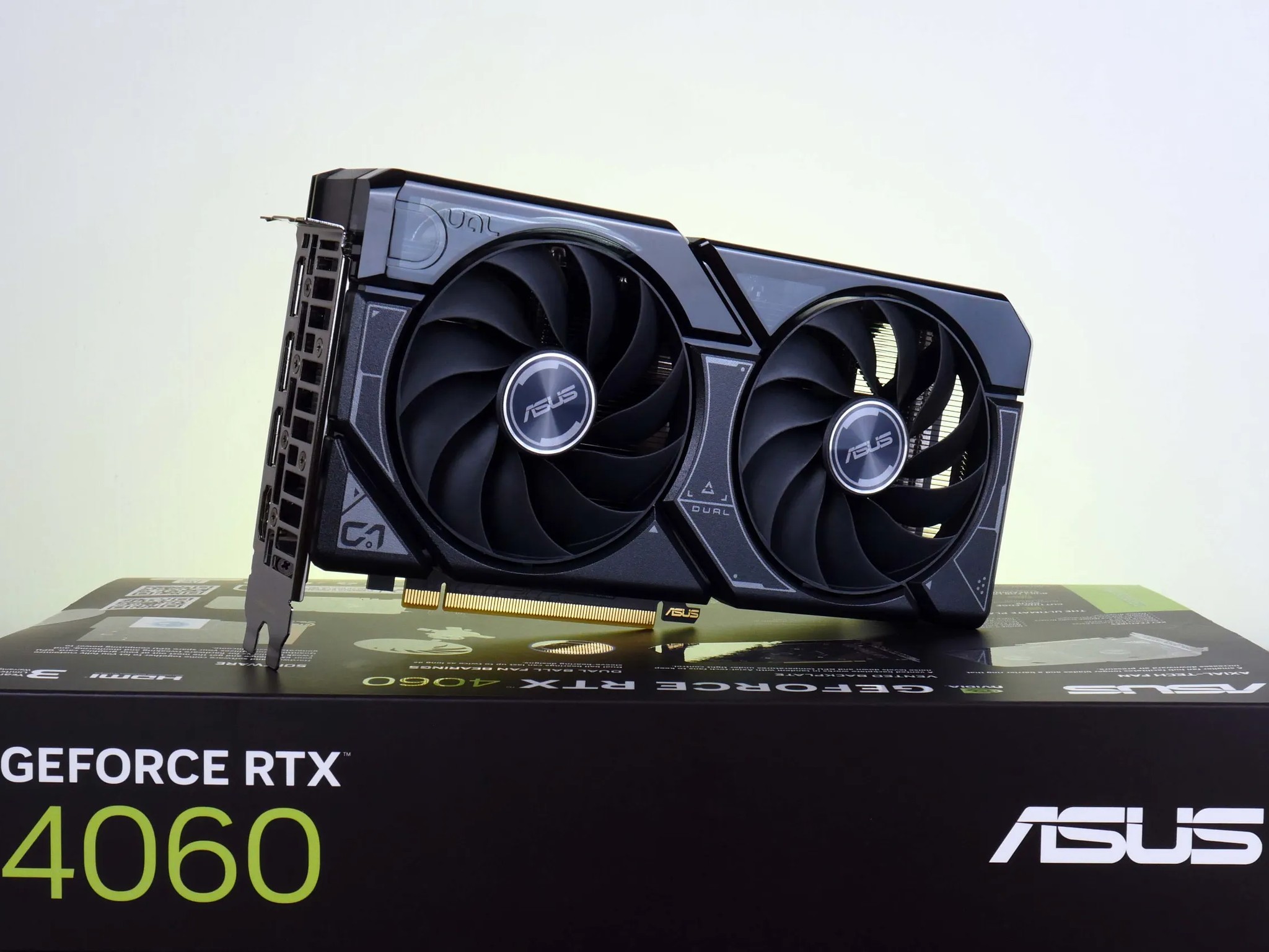 DLSS 4 Ready | ASUS RTX 4060