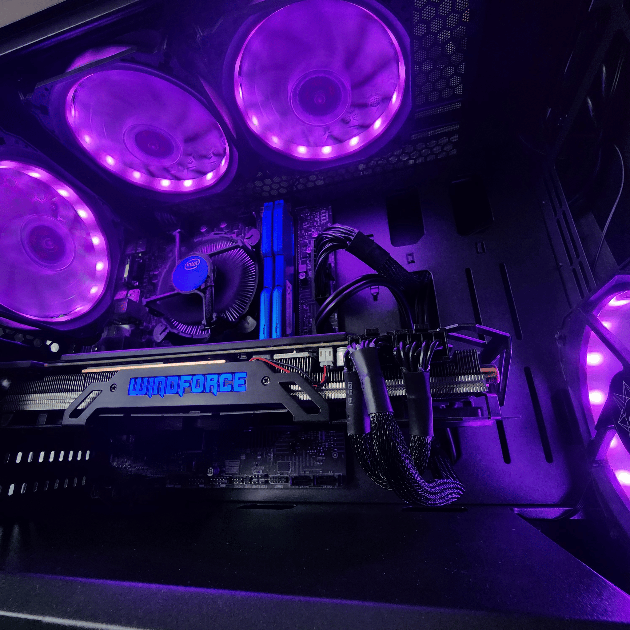 Intel Core i3 10100F // GeForce GTX 980 4GB // 16GB 3200MHz