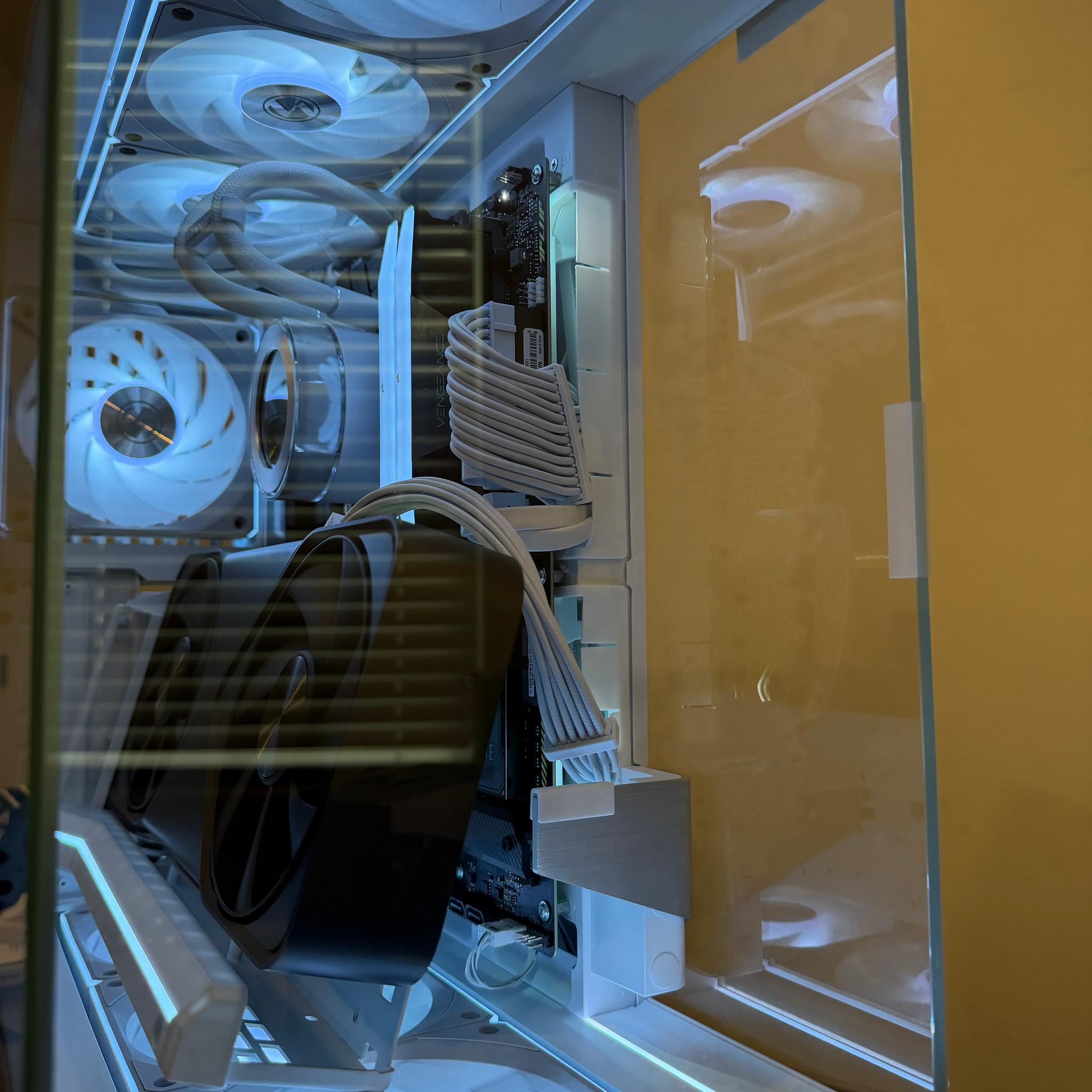 WHITE DEMON 😈 — RTX 5090 / i7-14700K — BUILT TO HUMILIATE ANY GAME 🧊