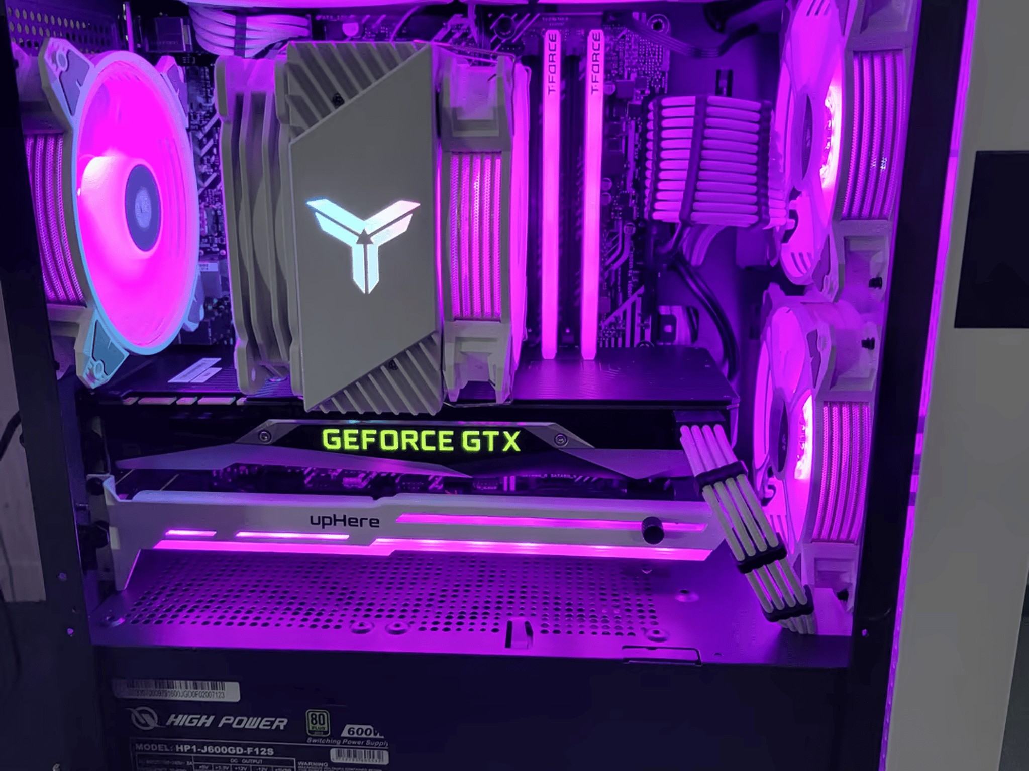 Off-White : Custom Gaming PC (i3-10100F, 16gb ddr4, GTX 1080, 256GB NVME SSD, 2TB HDD)