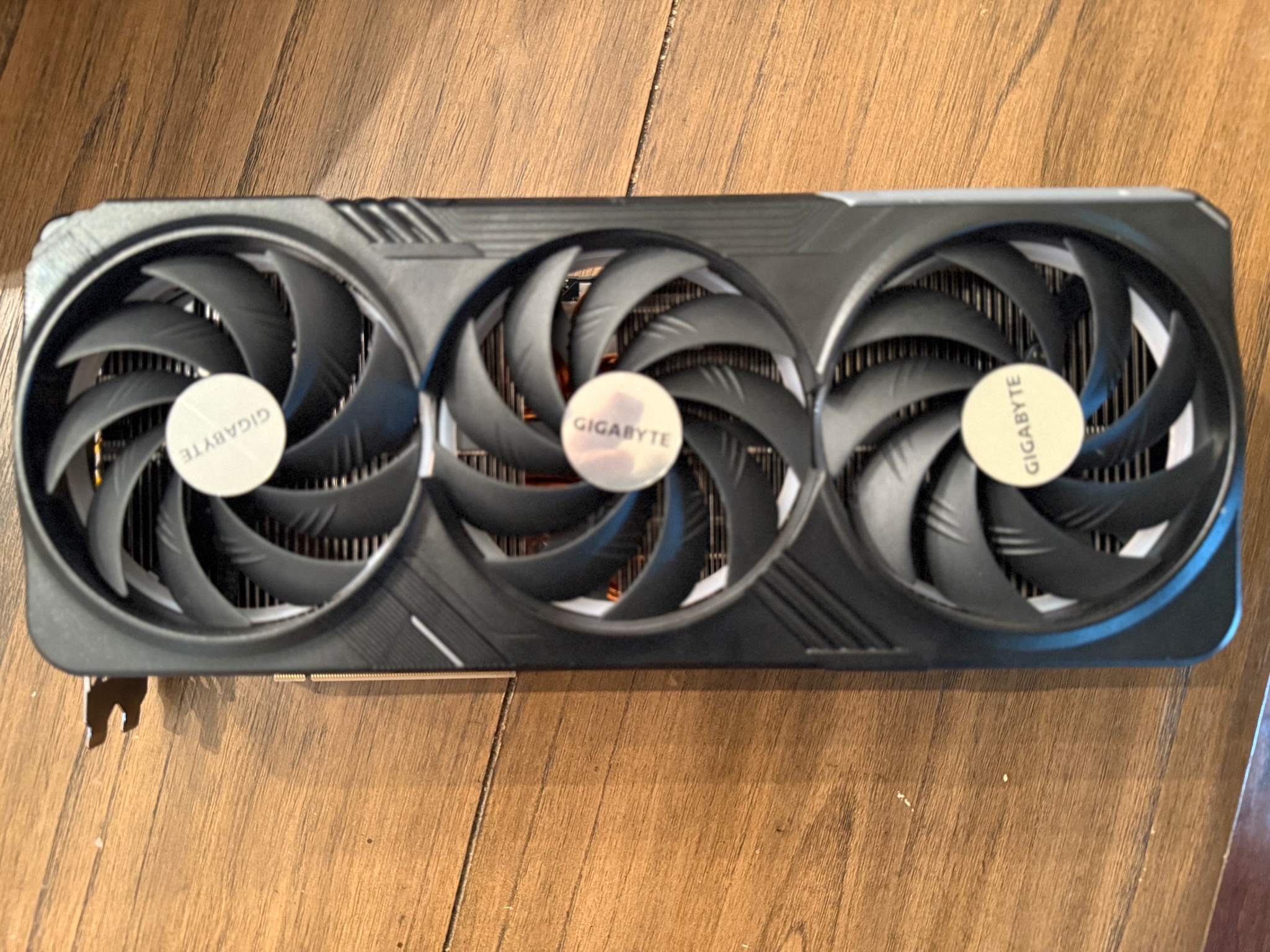 GIGABYTE Gaming GeForce RTX 4090 24GB GDDR6X