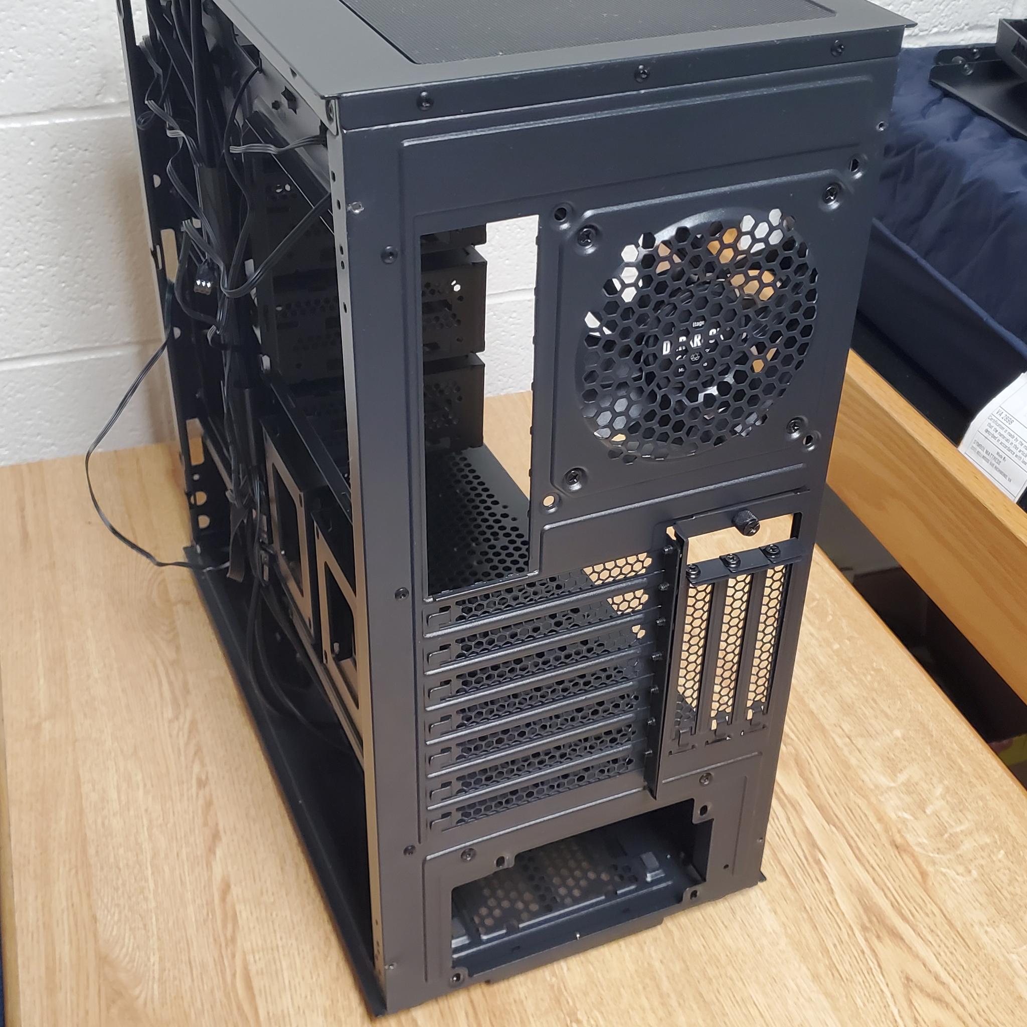 DARKROCK Classico MAX Storage Master