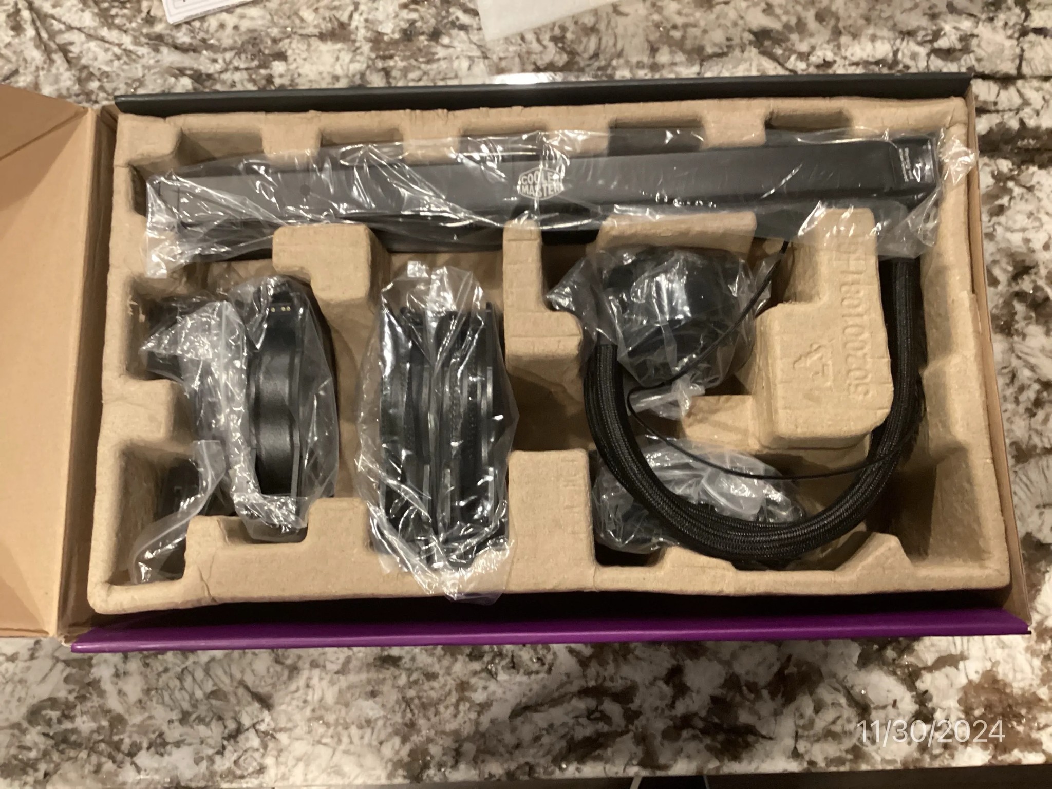 ++ NEW ++ Cooler Master MasterLiquid ML360R ARGB AIO Triple Fans for AMD/Intel CPUs - Never Used