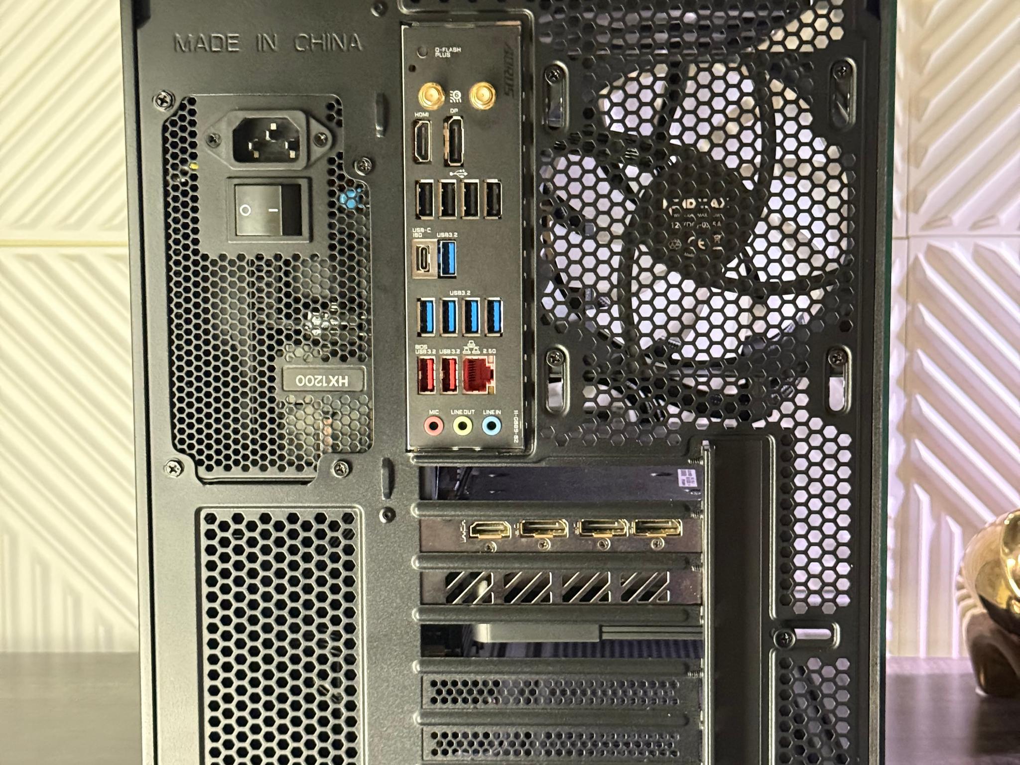 RTX 4090 | RYZEN 7800X3D | 64GB DDR5 | 2TB NVME | WIFI