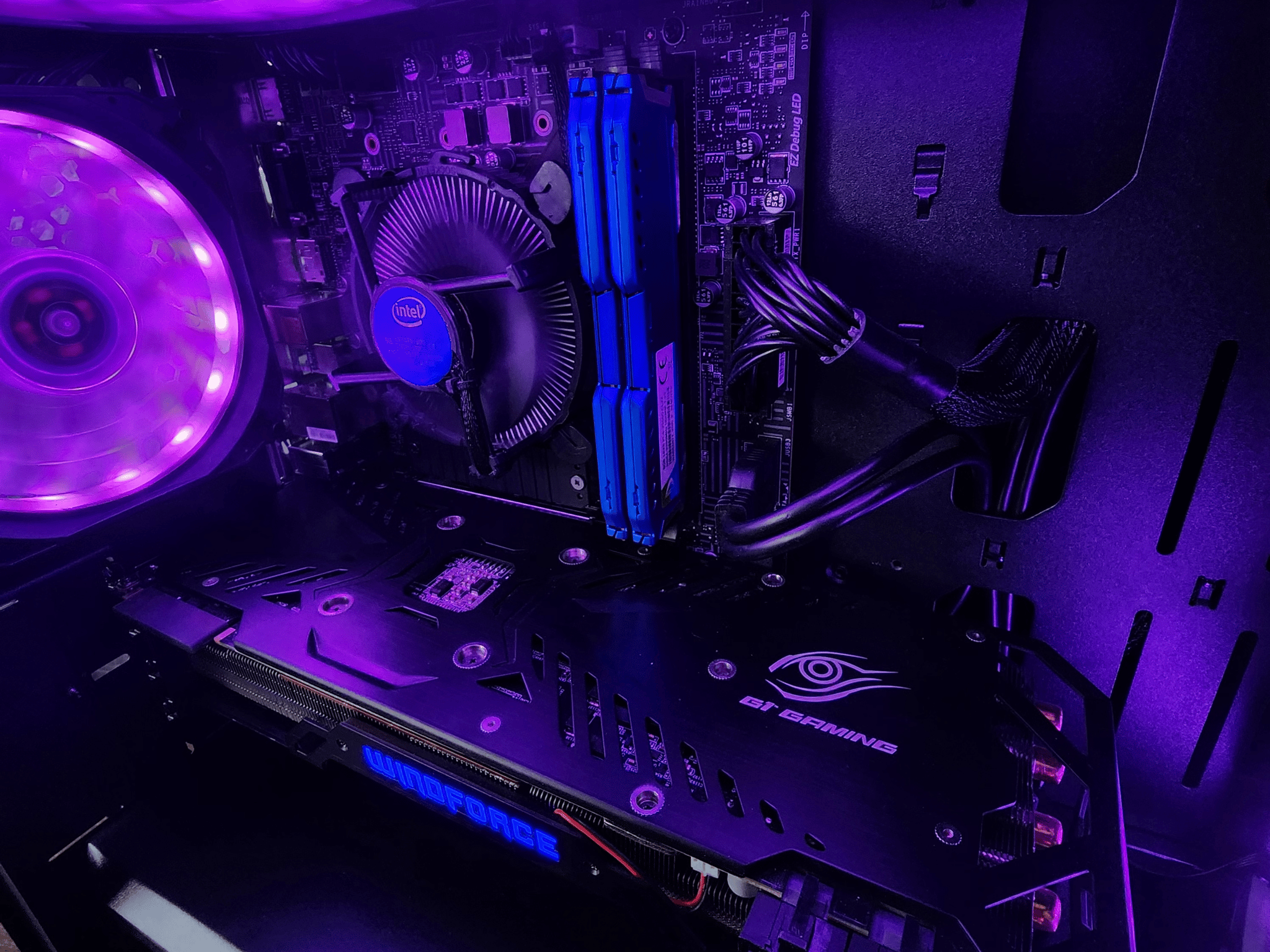 Intel Core i3 10100F // GeForce GTX 980 4GB // 16GB 3200MHz