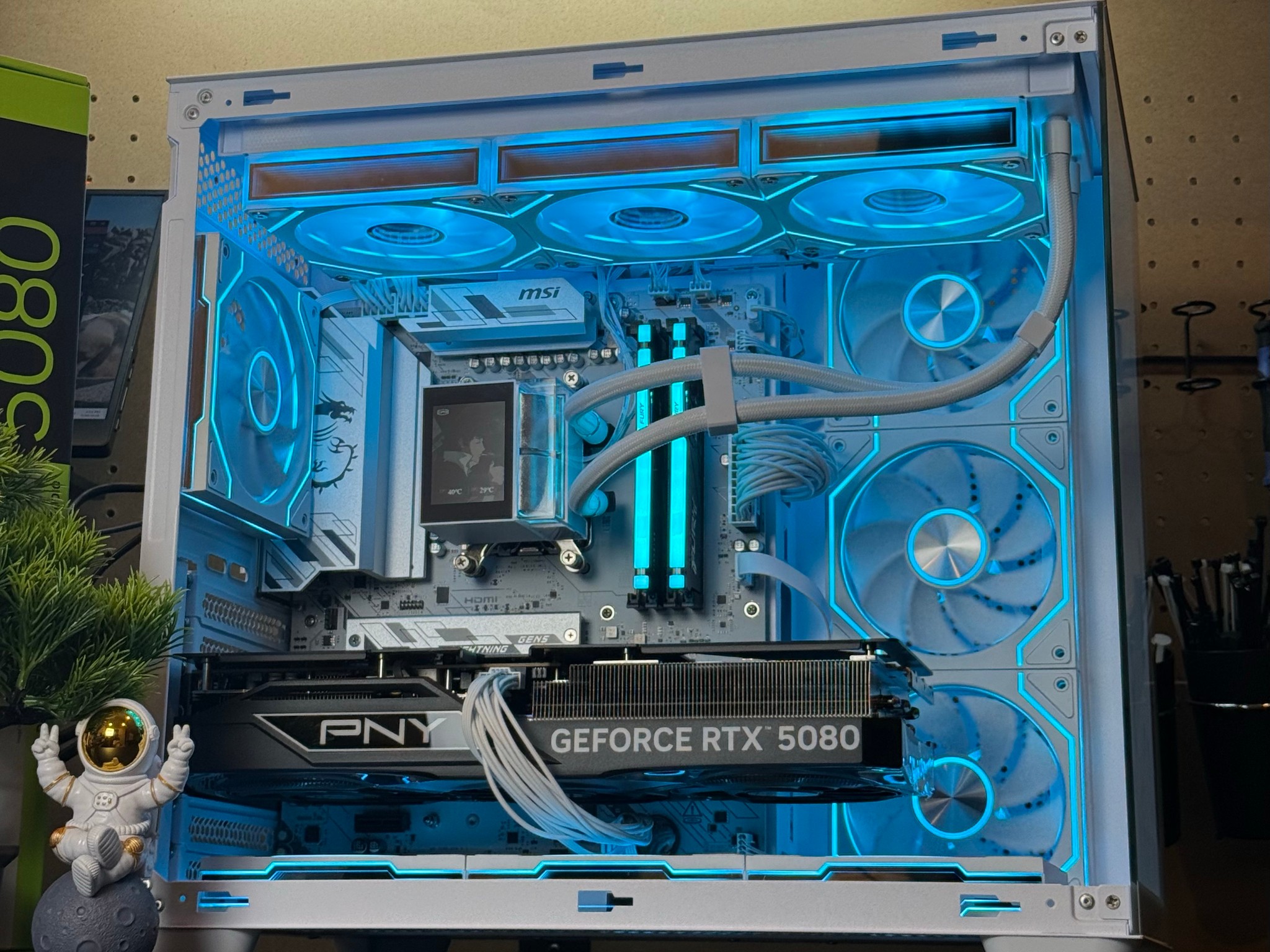 4K Gaming PC | RTX 5080 | Ryzen 7 7800x3D | 4TB | 32GB DDR5 RAM | Win 11