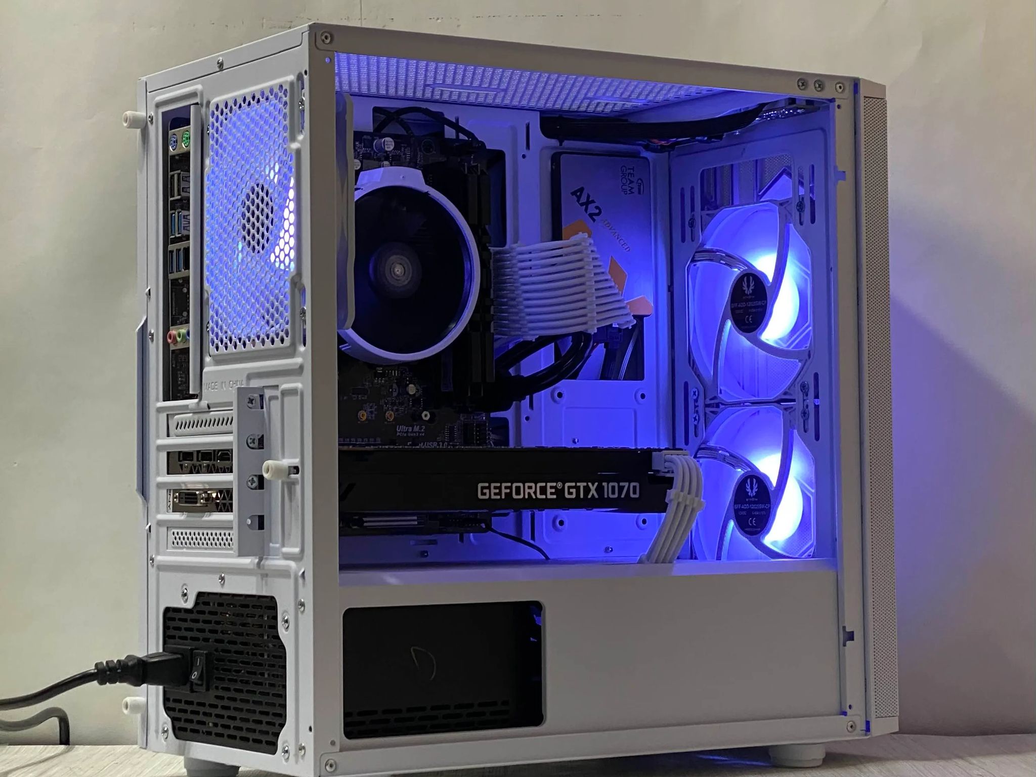 GTX 1070, Ryzen 5, 16GB DDR4, 512GB SSD, WiFi - Gaming PC