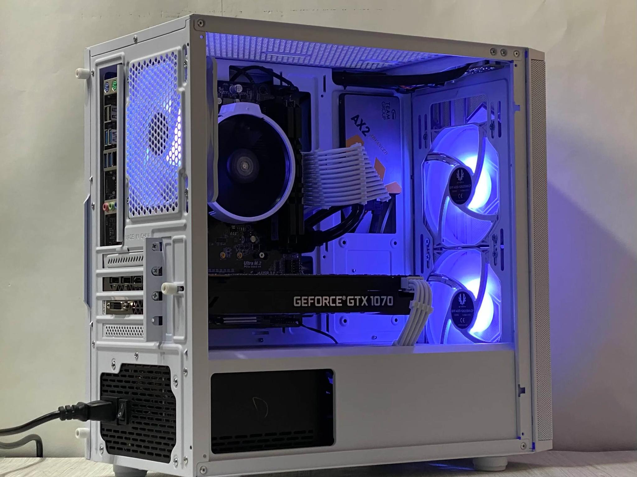 GTX 1070, Ryzen 5, 16GB DDR4, 512GB SSD, WiFi - Gaming PC
