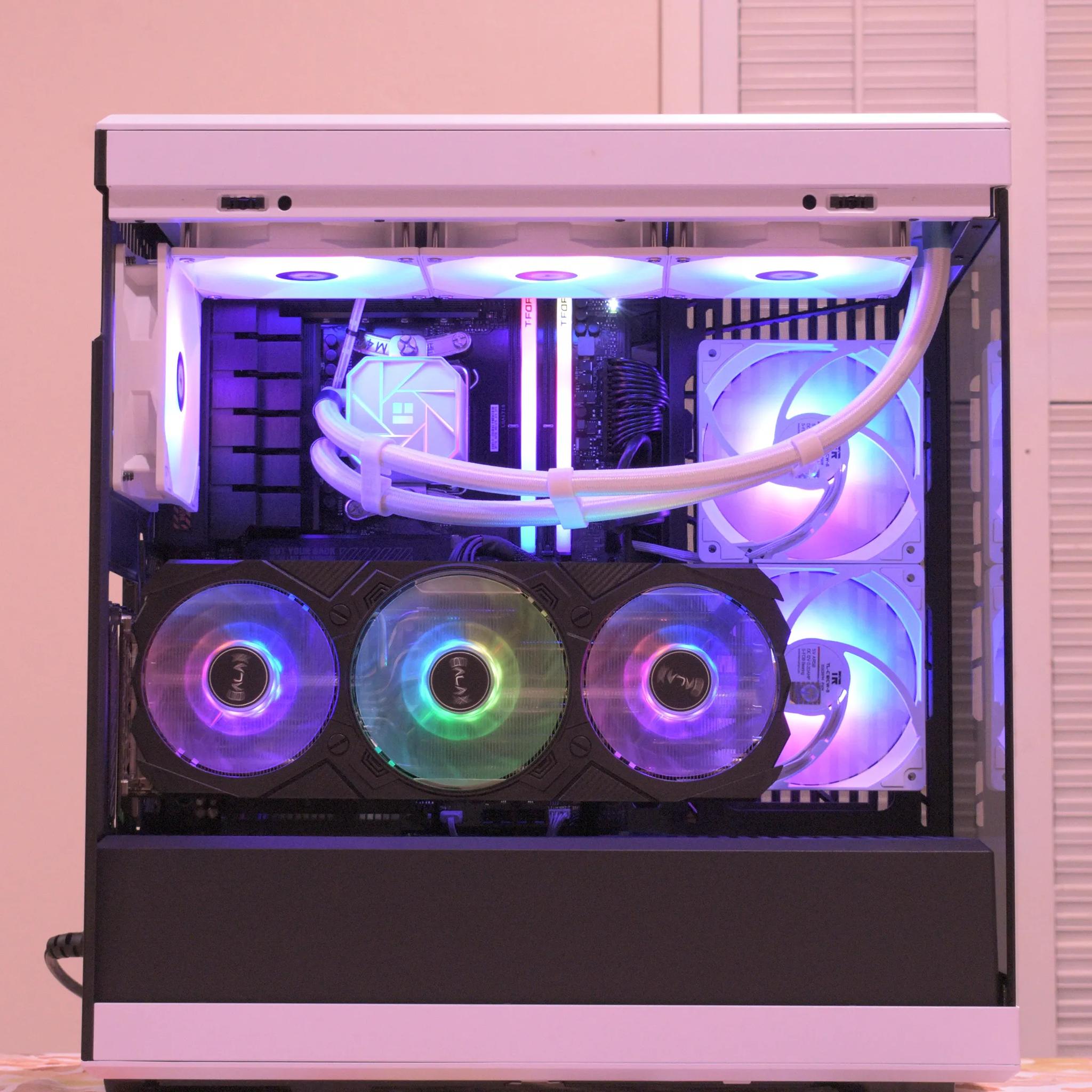 ⚫⚪Stormtrooper⚪⚫ AMD Ryzen 9 7900X | RTX 4070ti Super 16GB | 32GB DDR5 | 2TB Gen4 nVME RGB Gaming PC