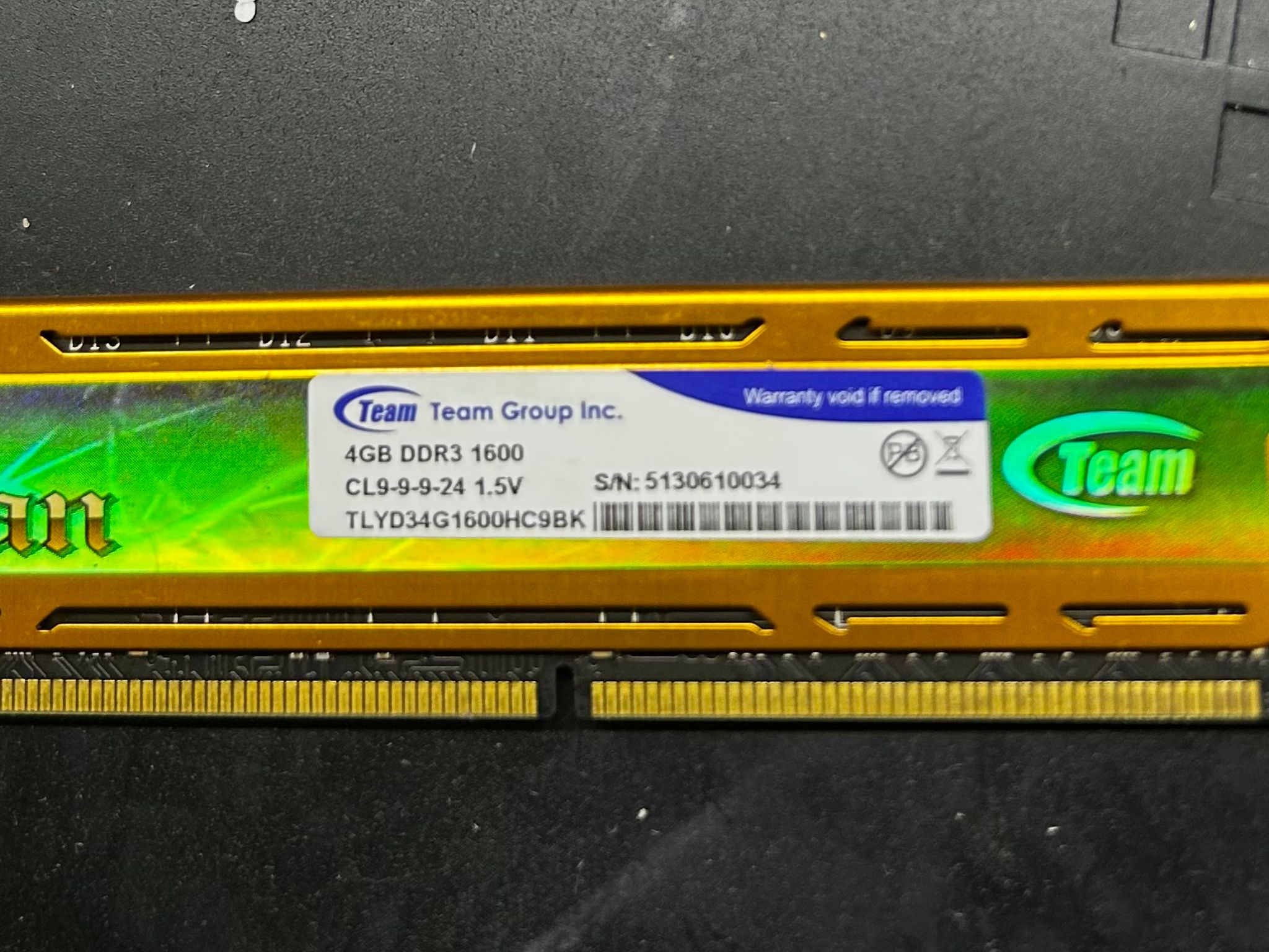 OLD STOCK GOOD CONDITION DDR3 MEMORY 4x4gigabyes