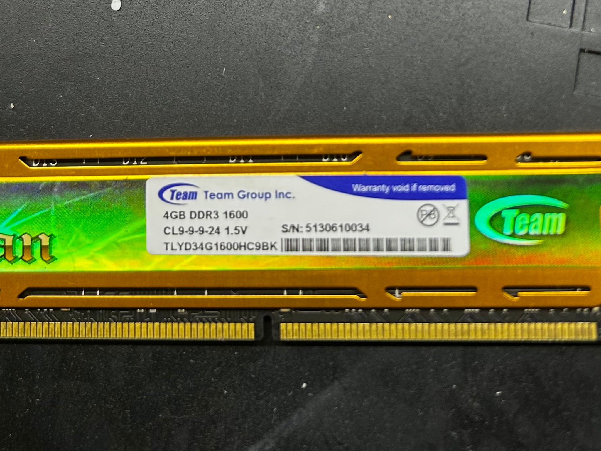 OLD STOCK GOOD CONDITION DDR3 MEMORY 4x4gigabyes