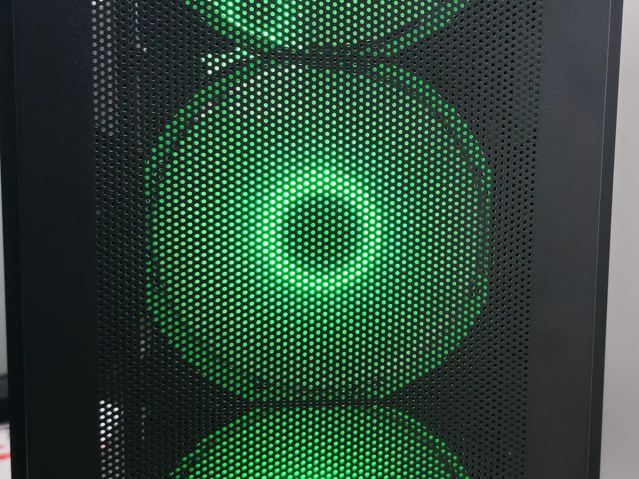 Budget Baller Gaming RIG Ryzen 5 3600 / 16GB DDR4/ 1TB SSD / RX570 8GB