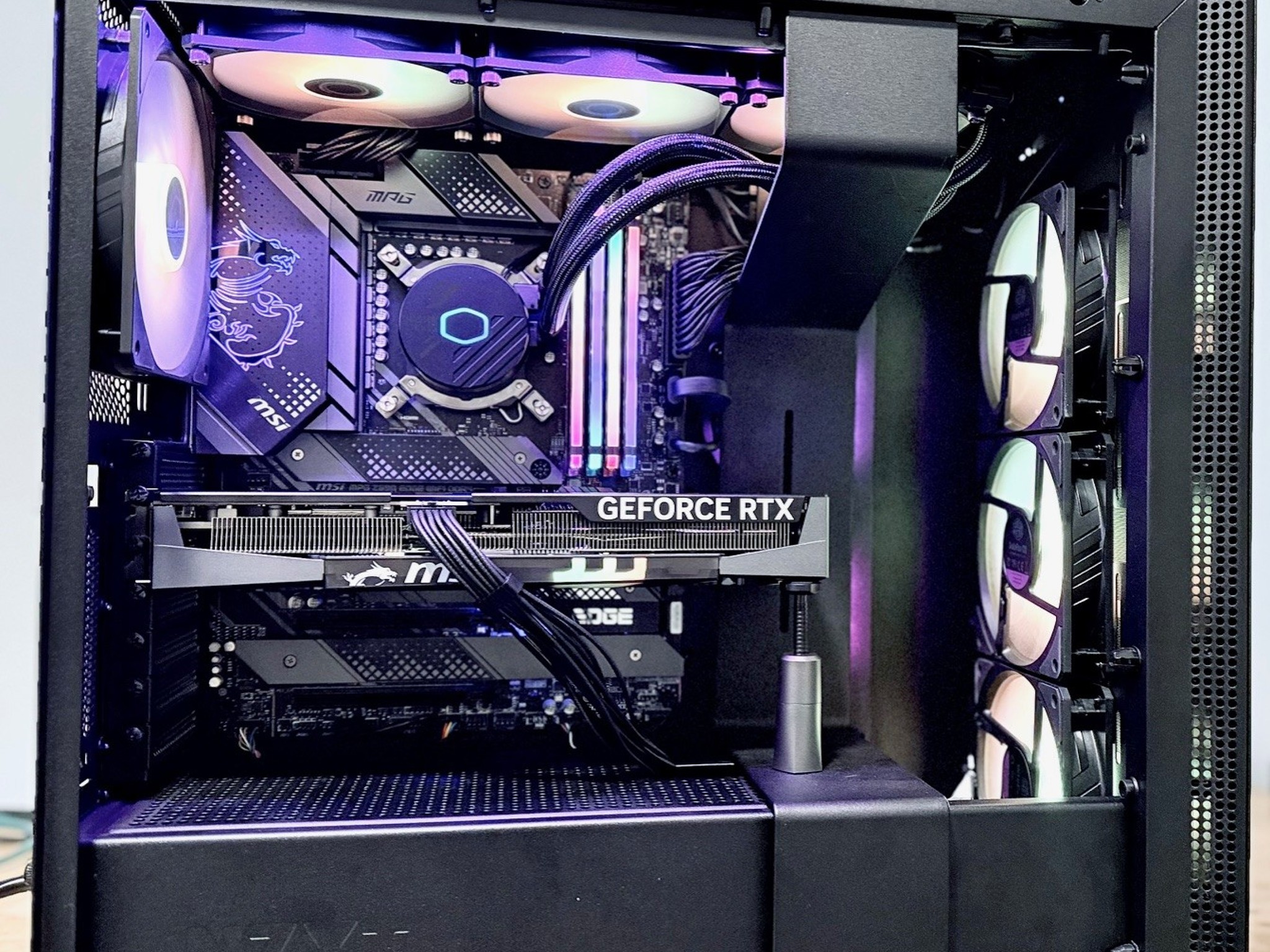 Gaming PC RTX 5060 TI