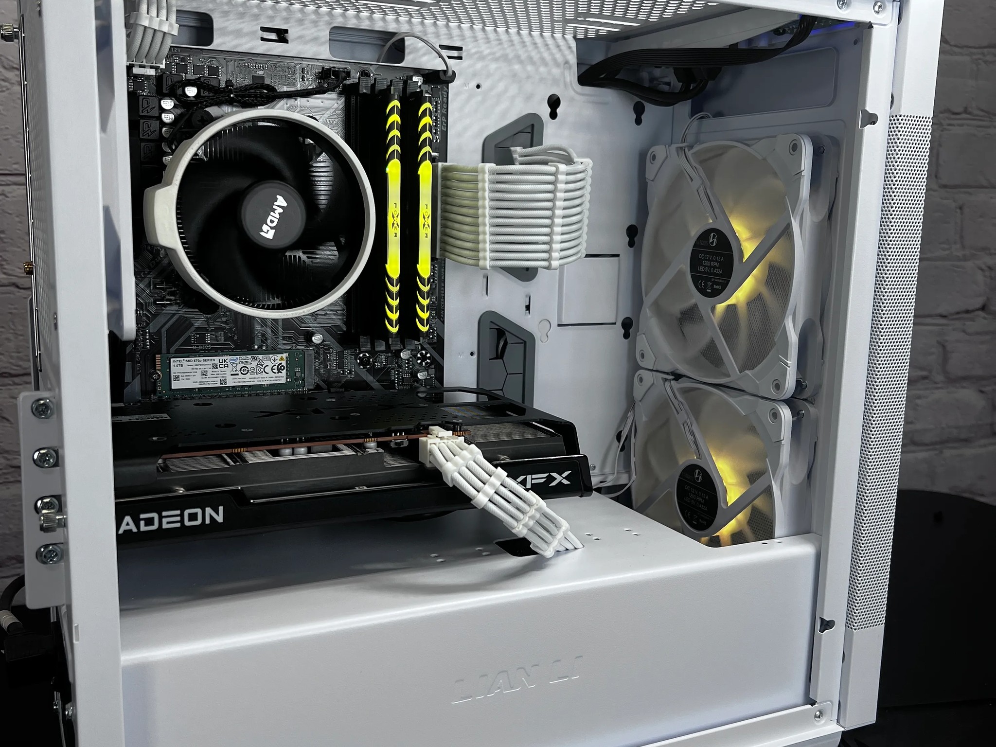 RX 6600 | Ryzen 5 3600 | 16GB RAM | 1TB M.2 SSD Gaming PC