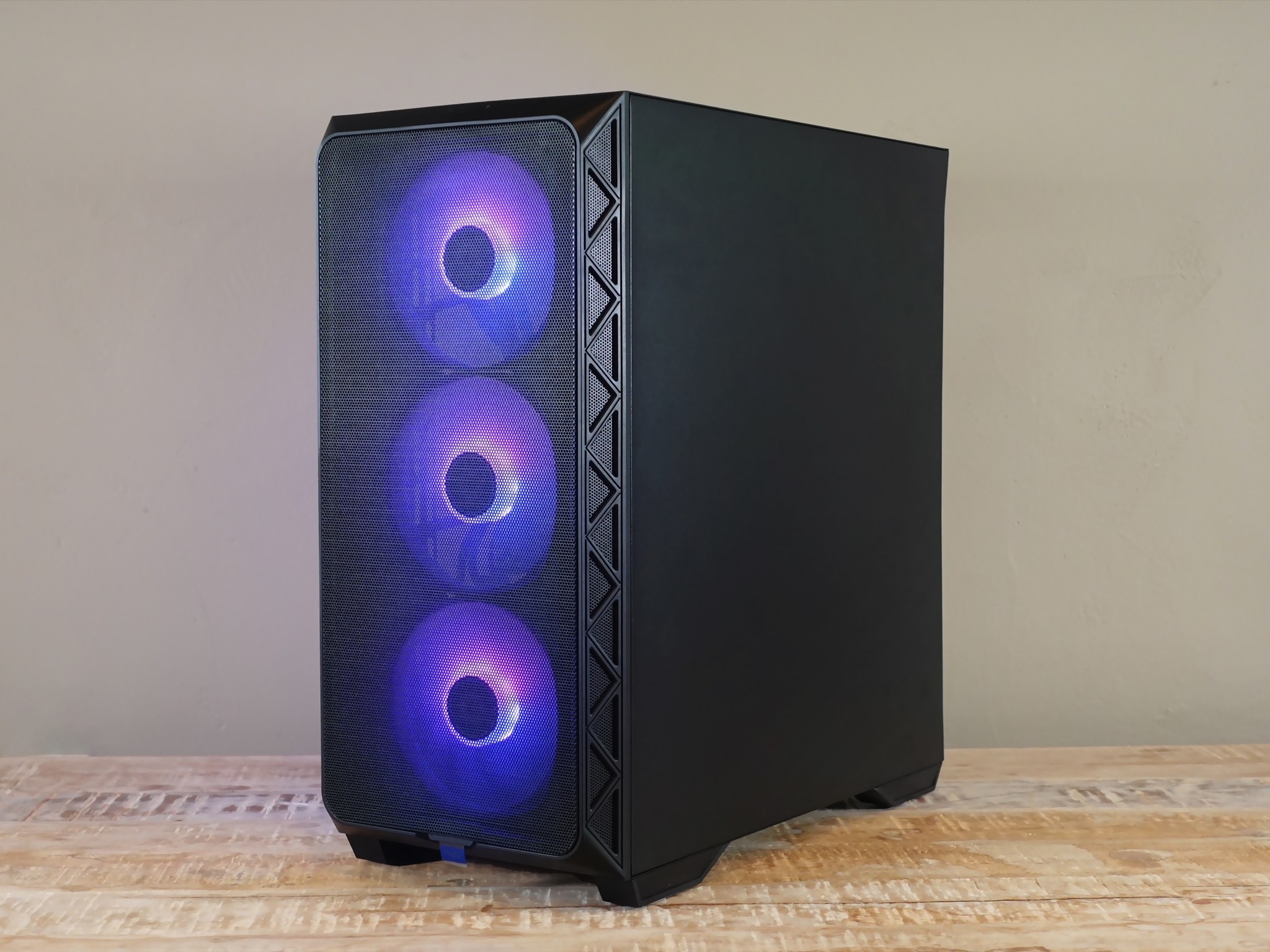 I9 14900k 4090 GAMING PC 64GB RAM 4tb ssd
