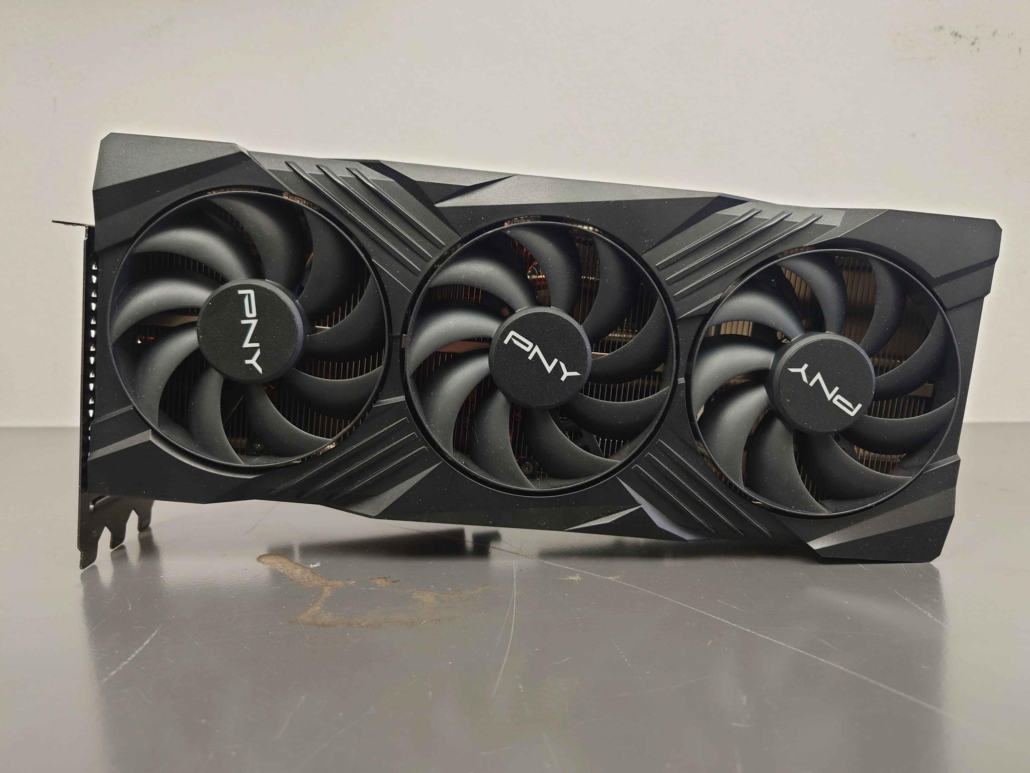PNY VERTO GeForce RTX 4080 (Repasted, Repadded, 4090 Cooler)